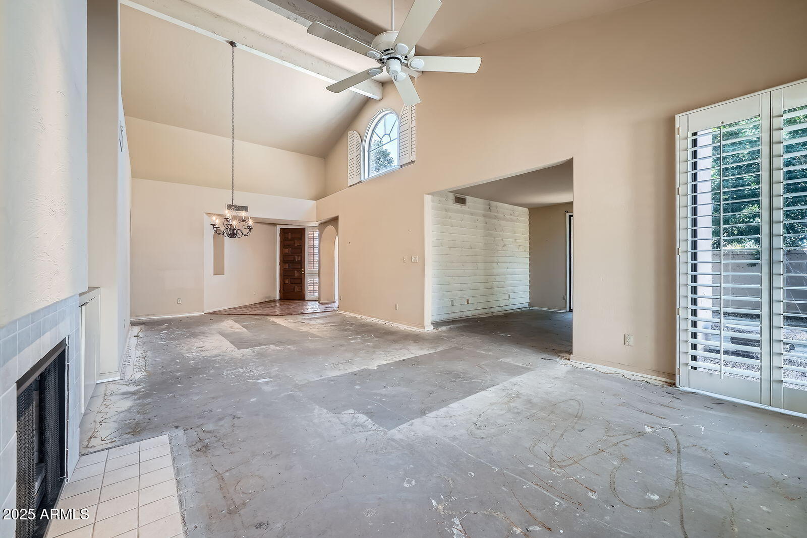 10062 E CINNABAR Avenue