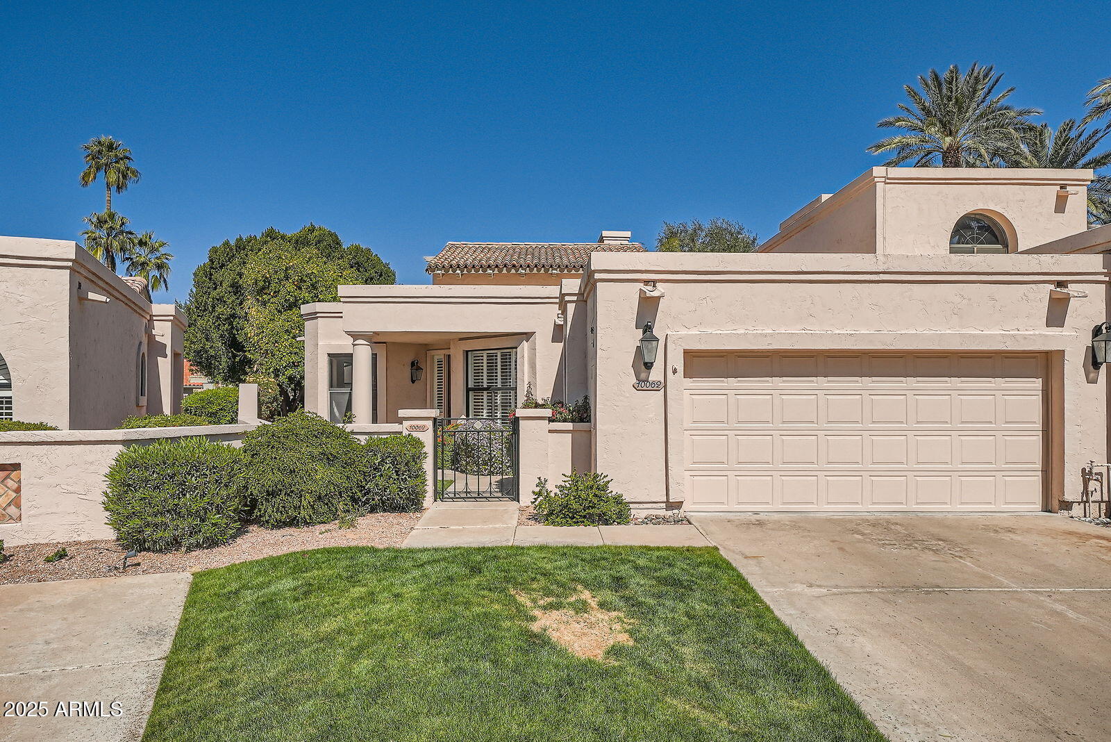 10062 E CINNABAR Avenue