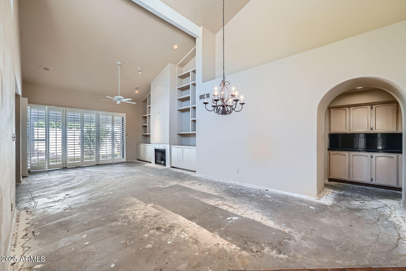 10062 E CINNABAR Avenue