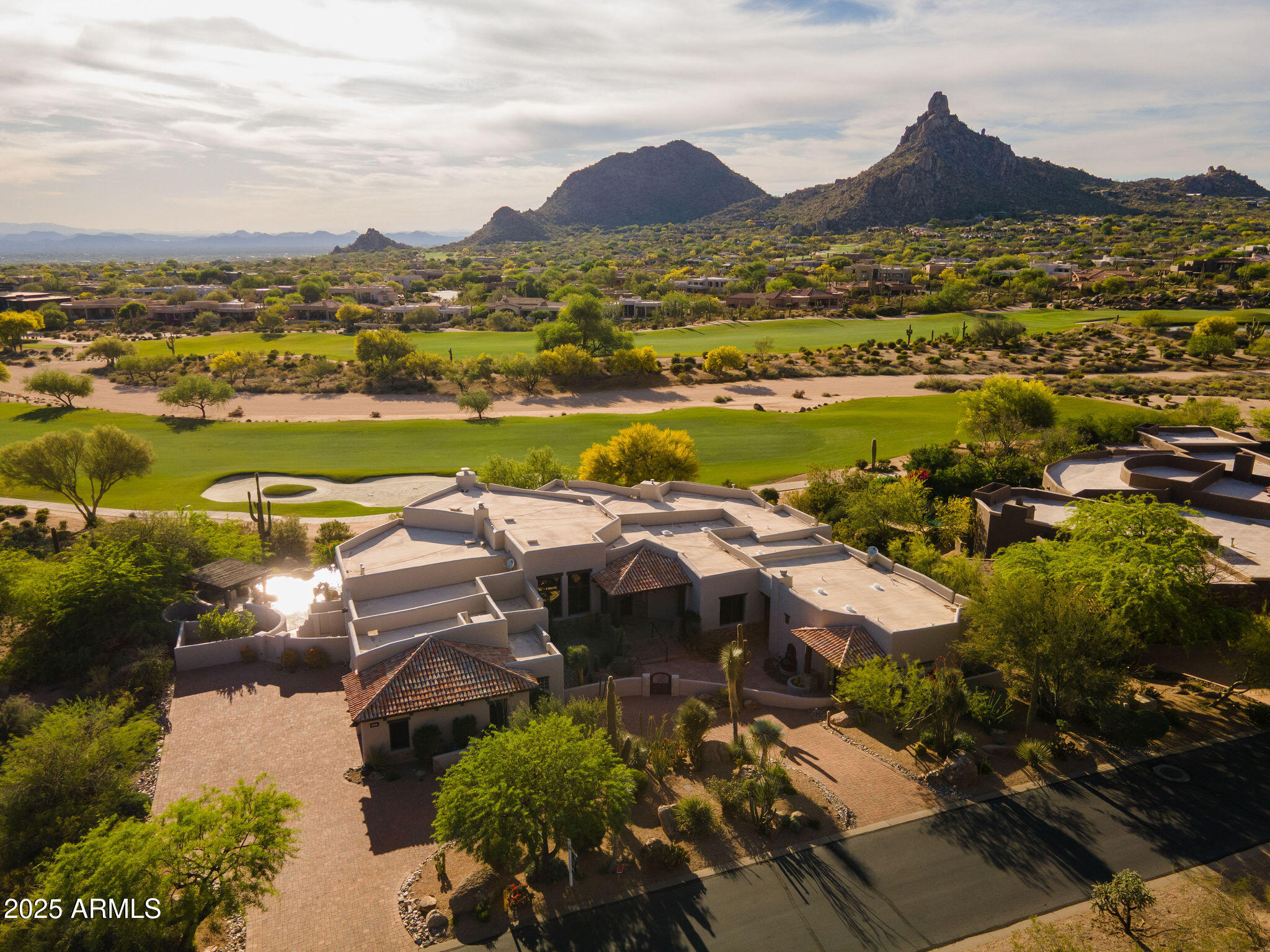 10596 E YEARLING Drive