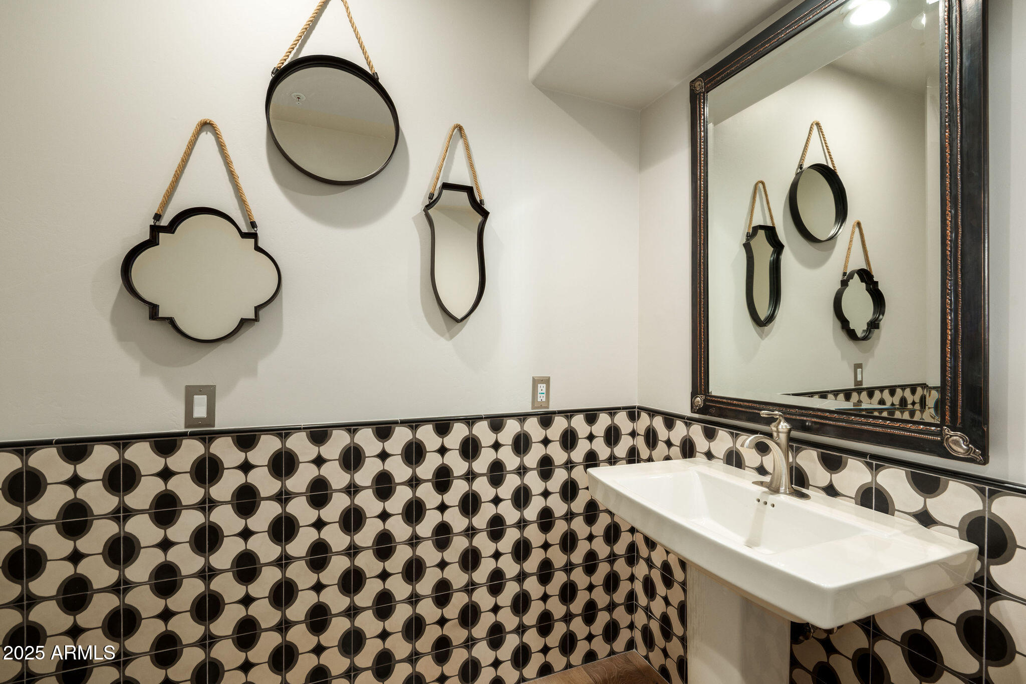 10596 E YEARLING Drive