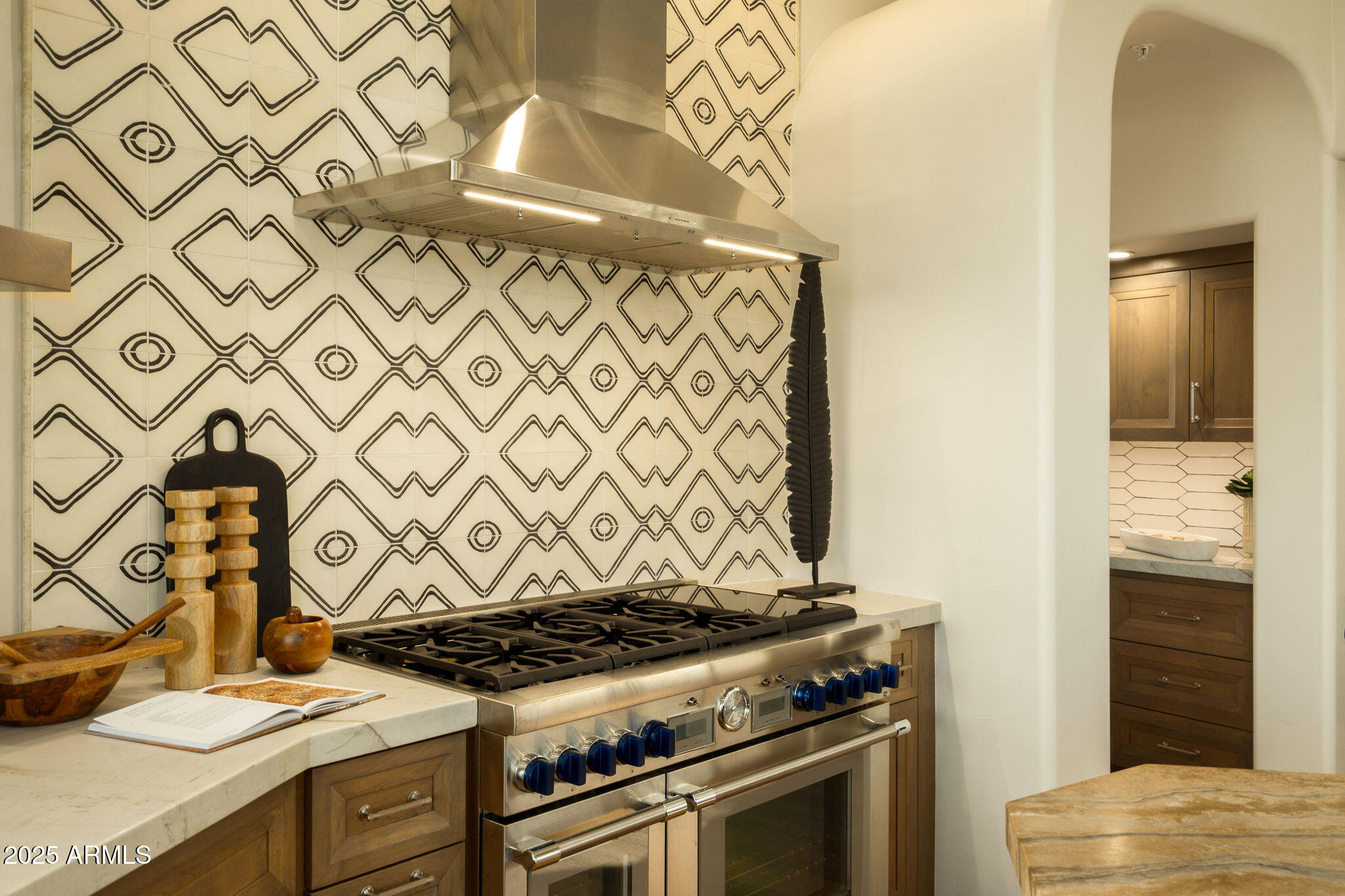 10596 E YEARLING Drive