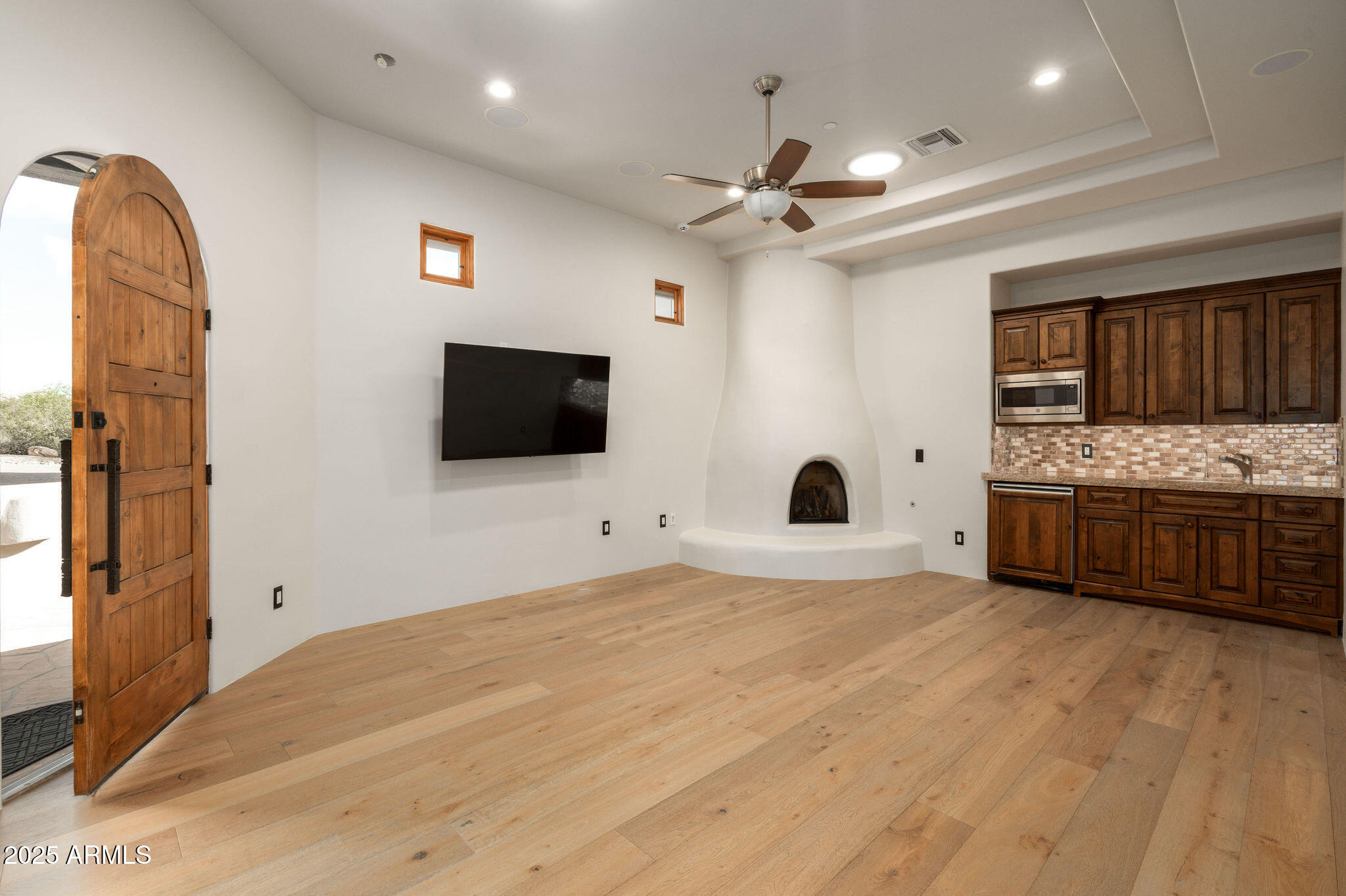 10596 E YEARLING Drive