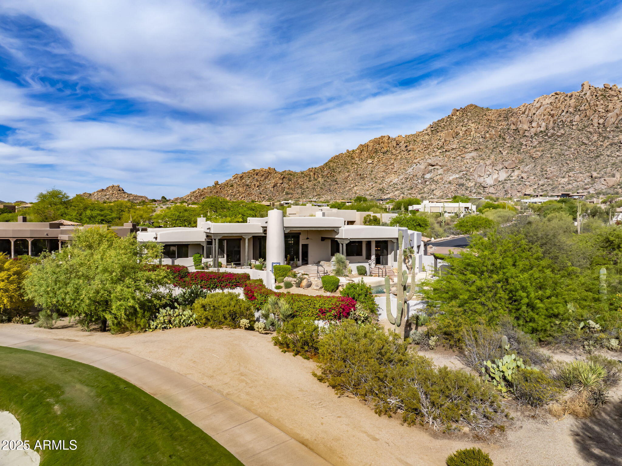 10596 E YEARLING Drive