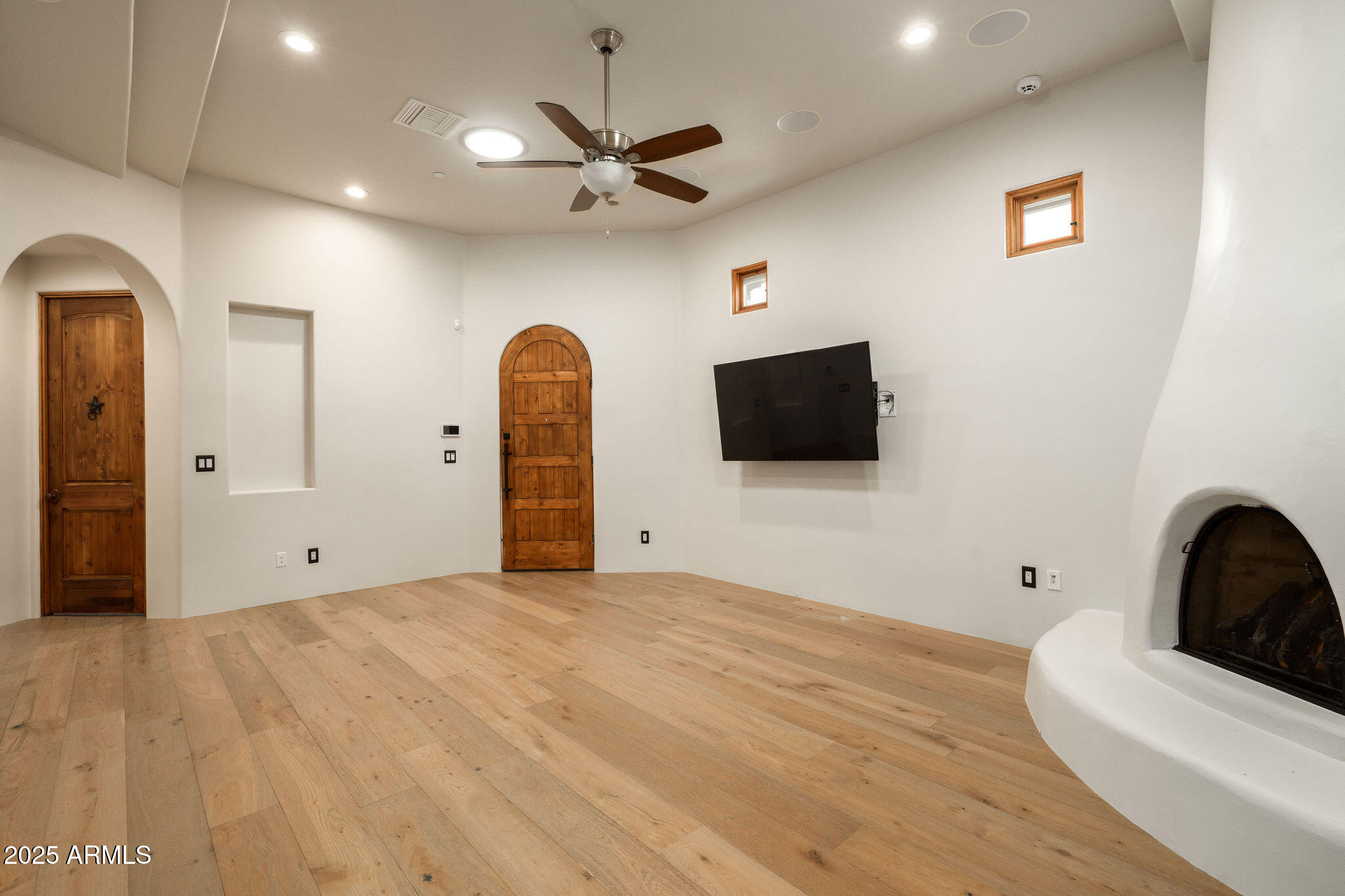 10596 E YEARLING Drive