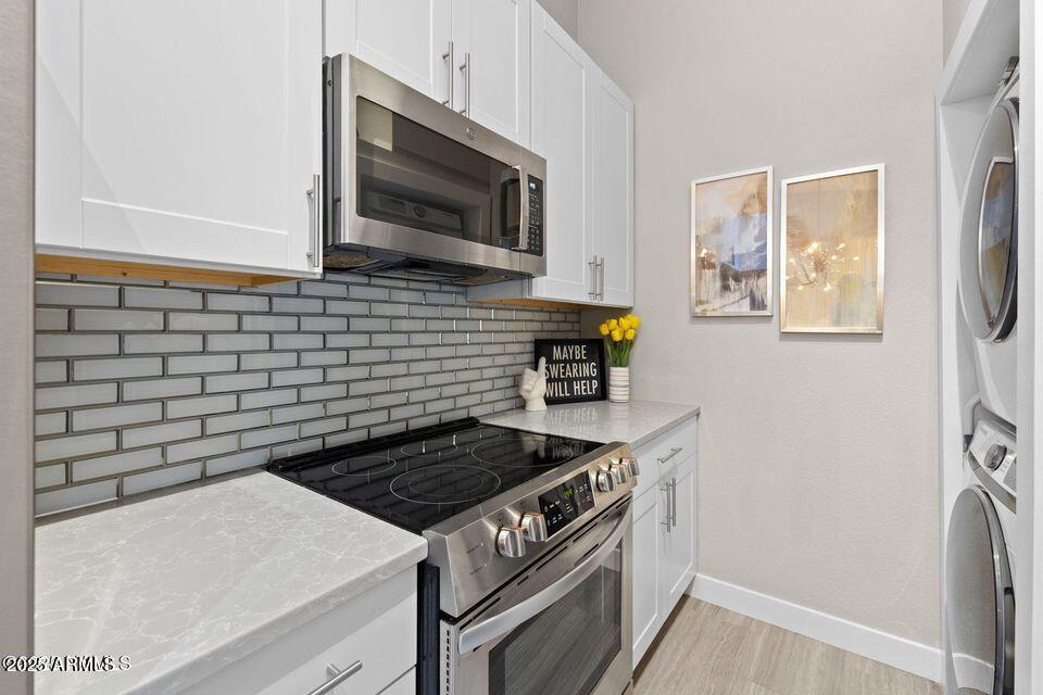 1385 W UNIVERSITY Avenue 202