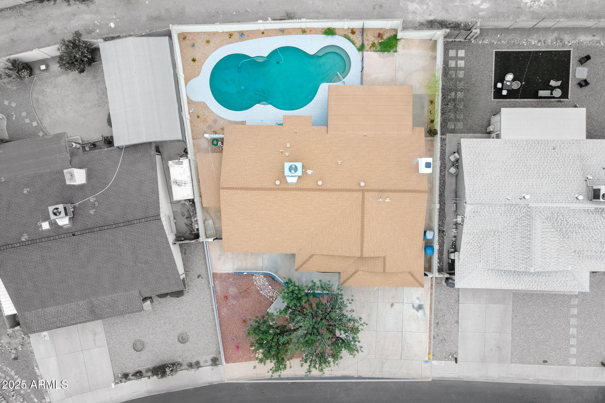 2118 E RADCLIFFE Drive