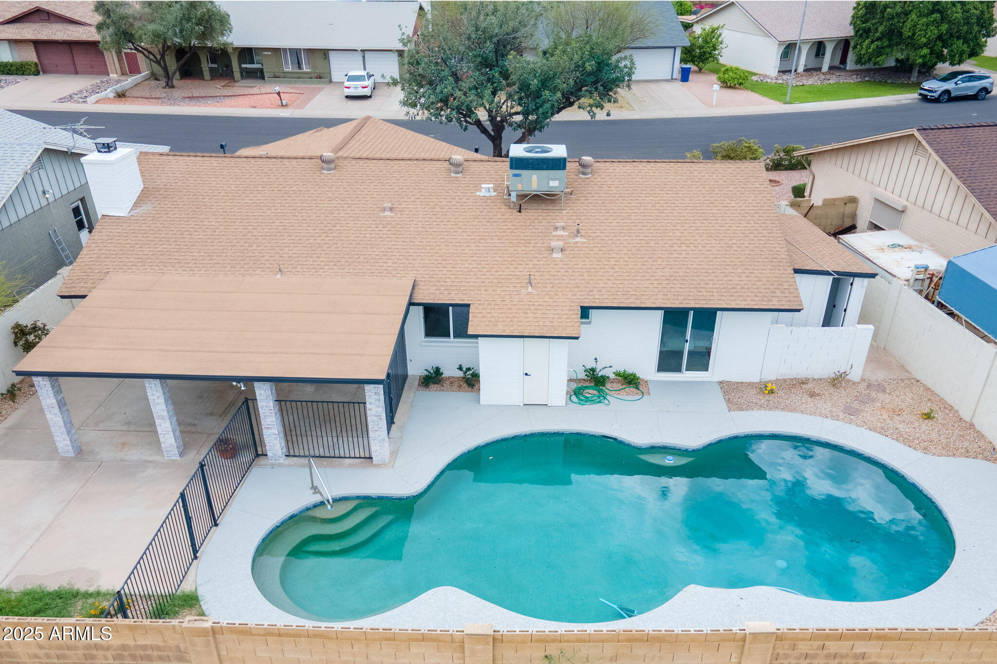 2118 E RADCLIFFE Drive