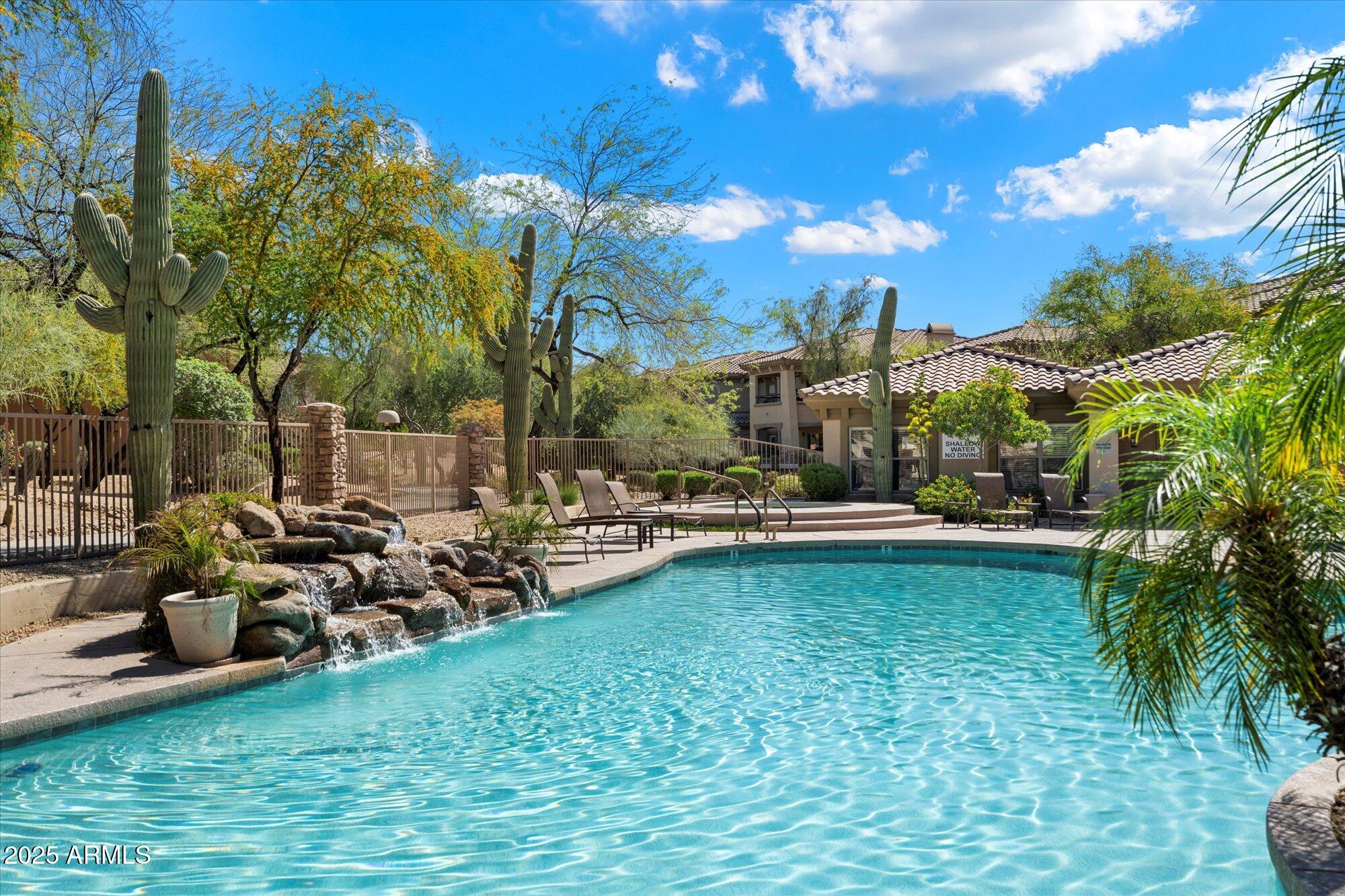 19700 N 76TH Street 2086