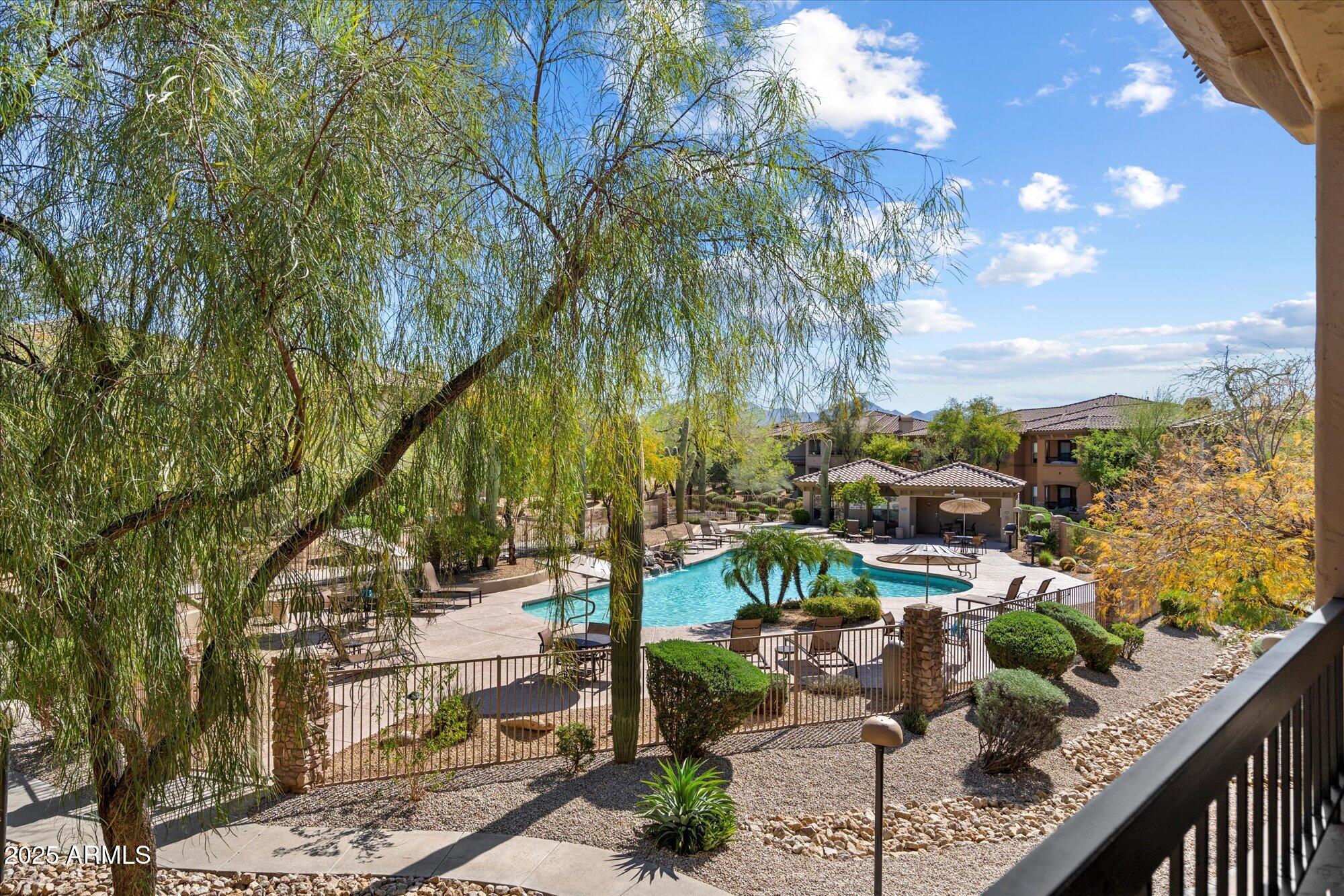 19700 N 76TH Street 2086