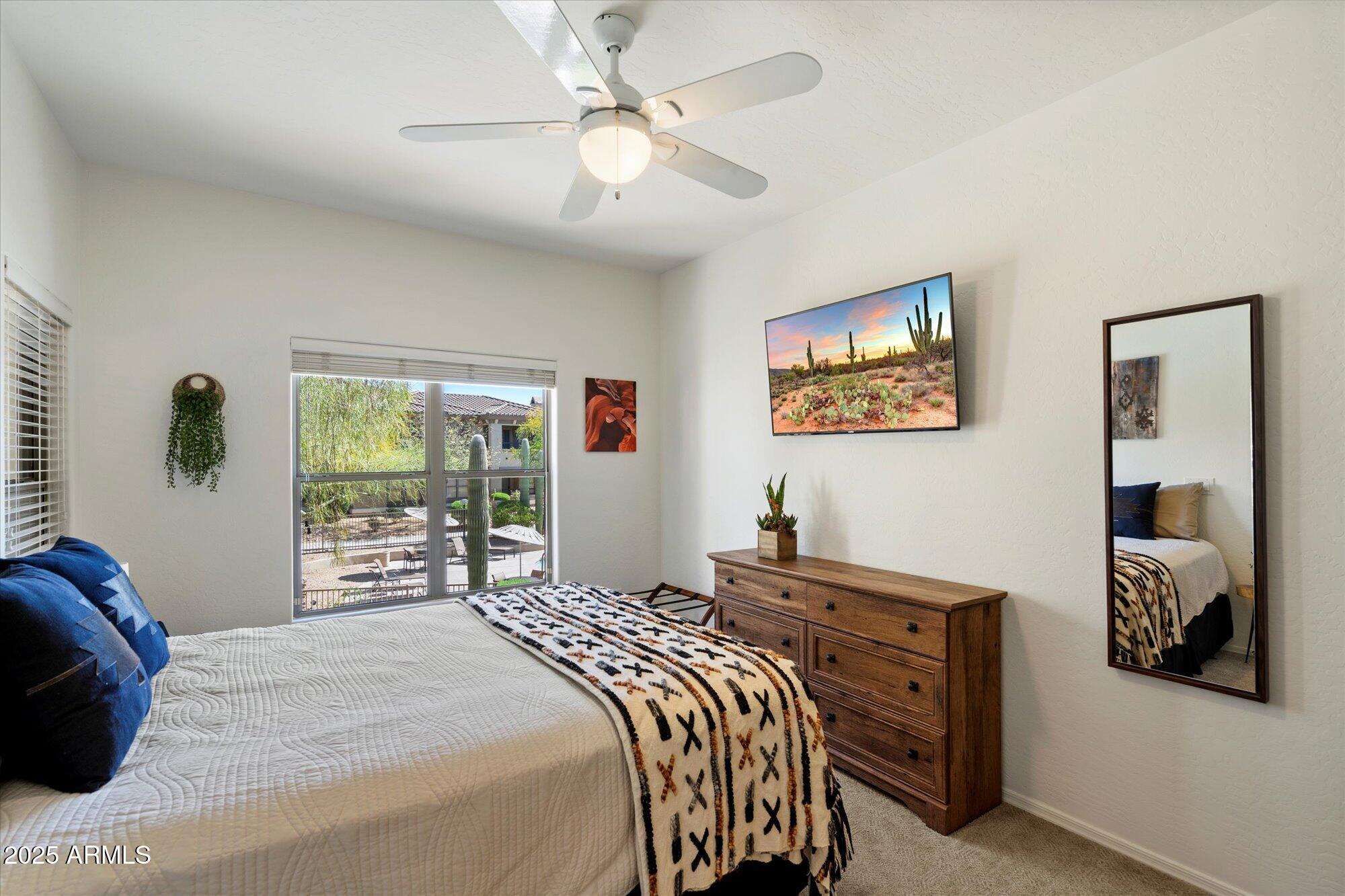 19700 N 76TH Street 2086