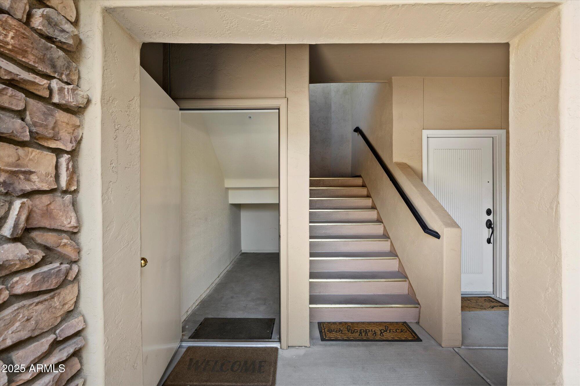 19700 N 76TH Street 2086