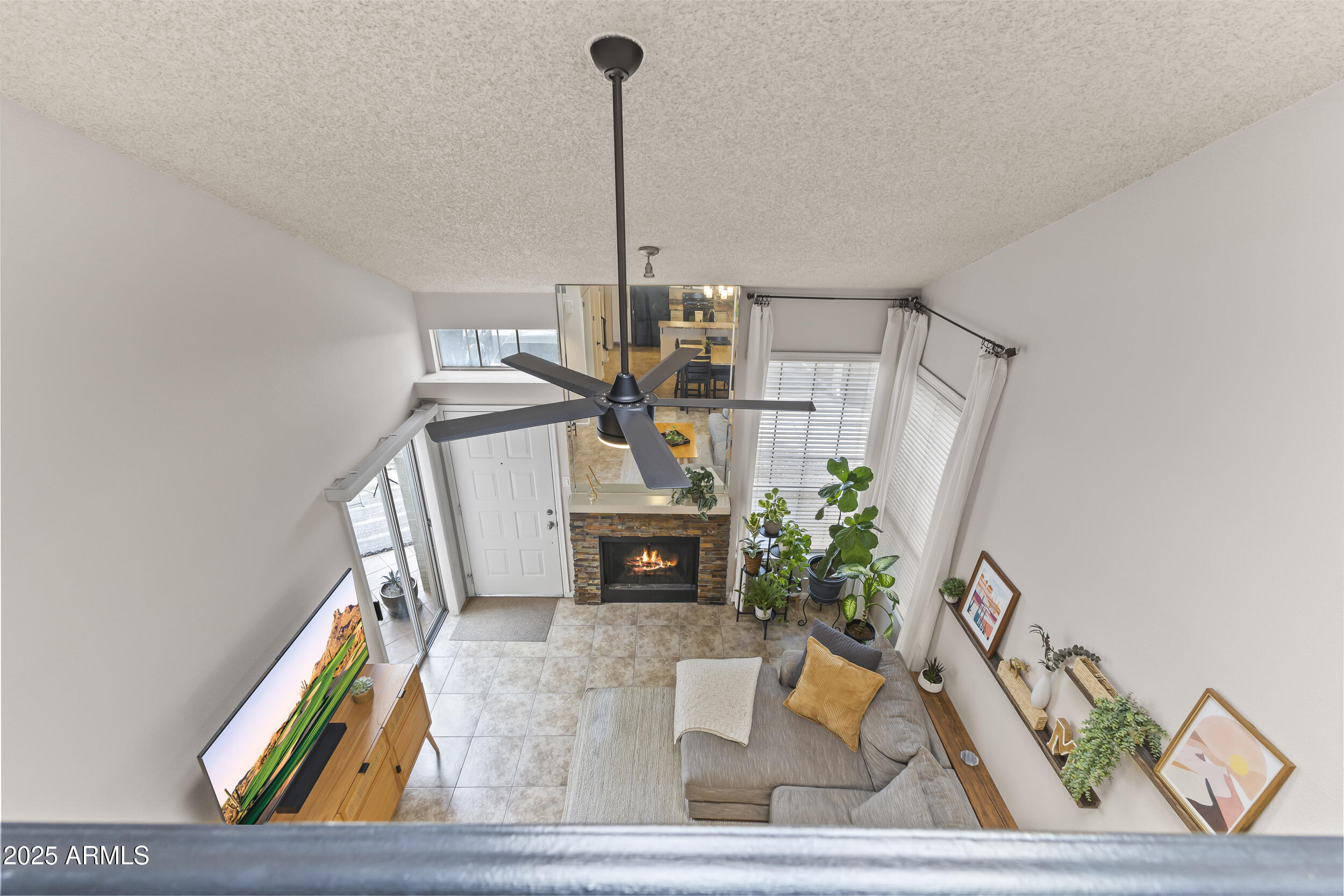 1717 E UNION HILLS Drive 1110