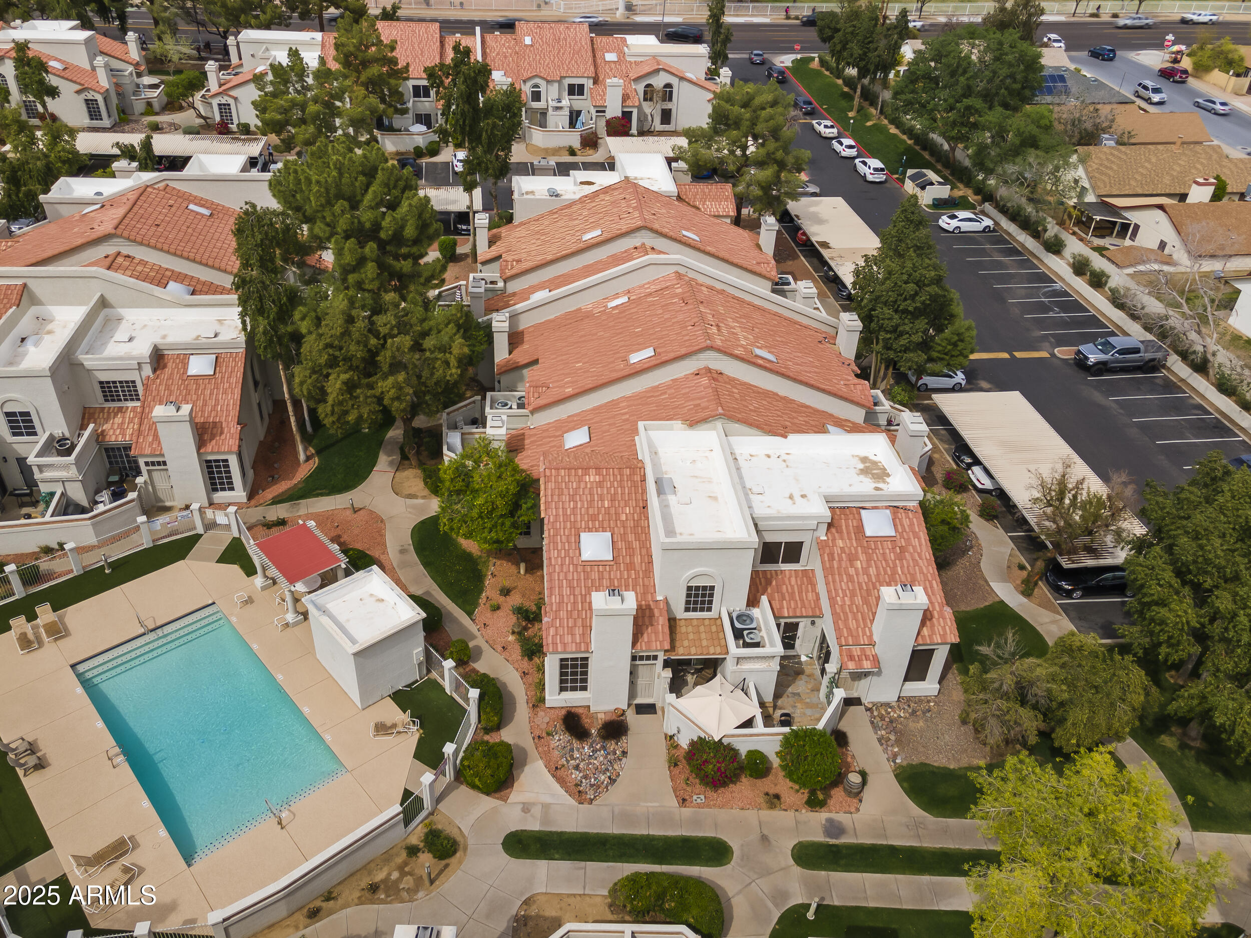 1717 E UNION HILLS Drive 1110