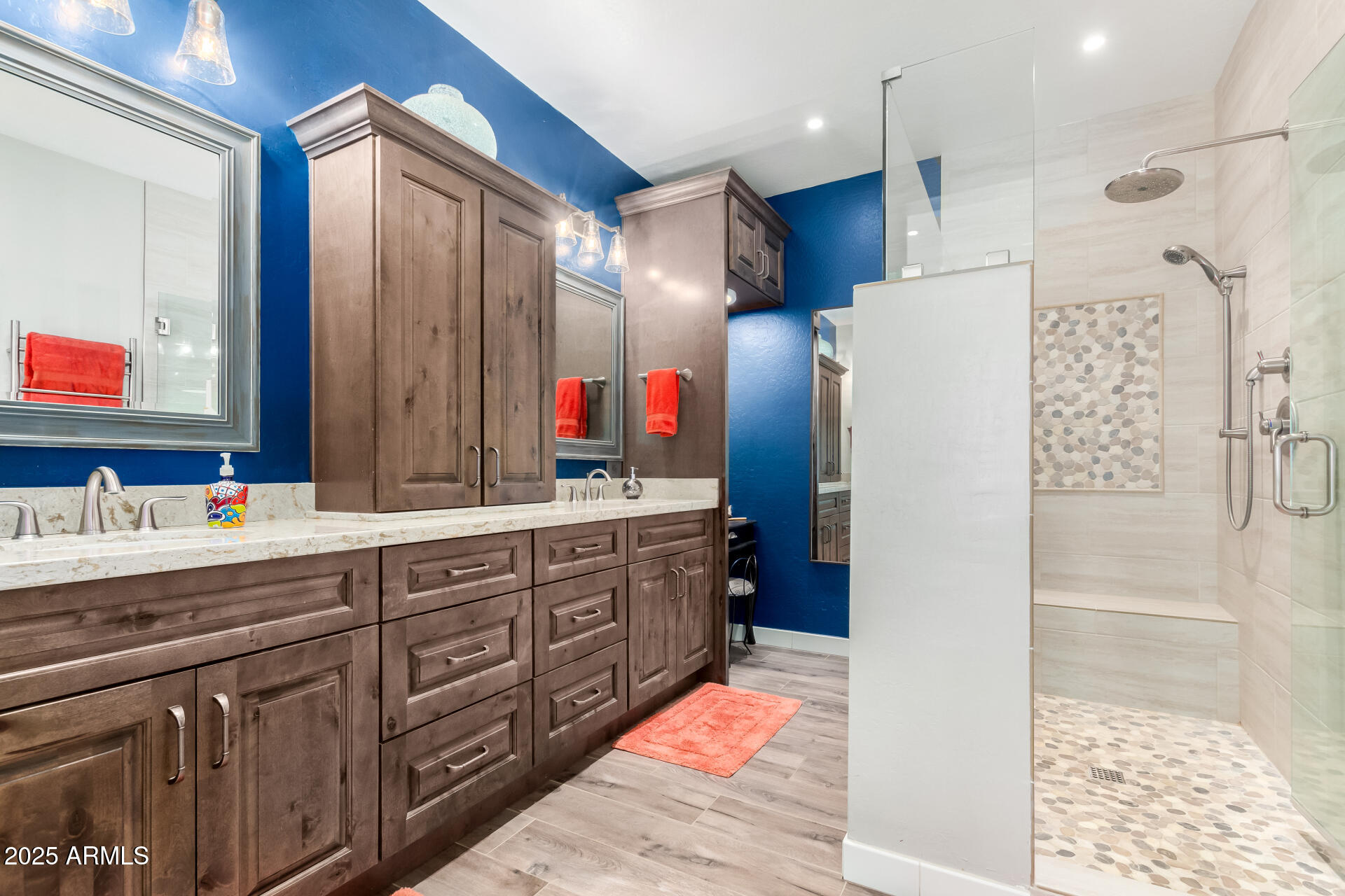 18101 N CRESTVIEW Lane