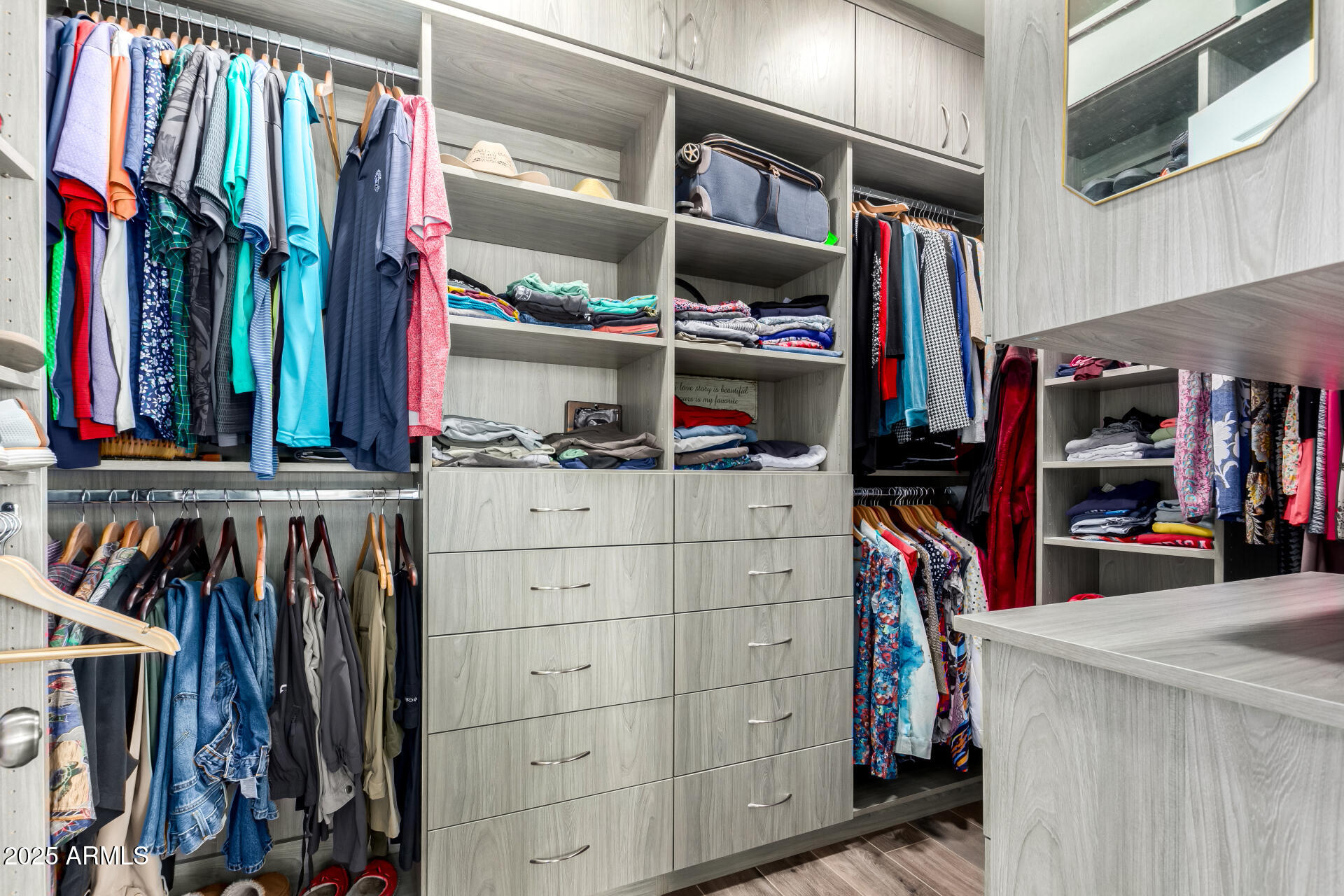 18101 N CRESTVIEW Lane