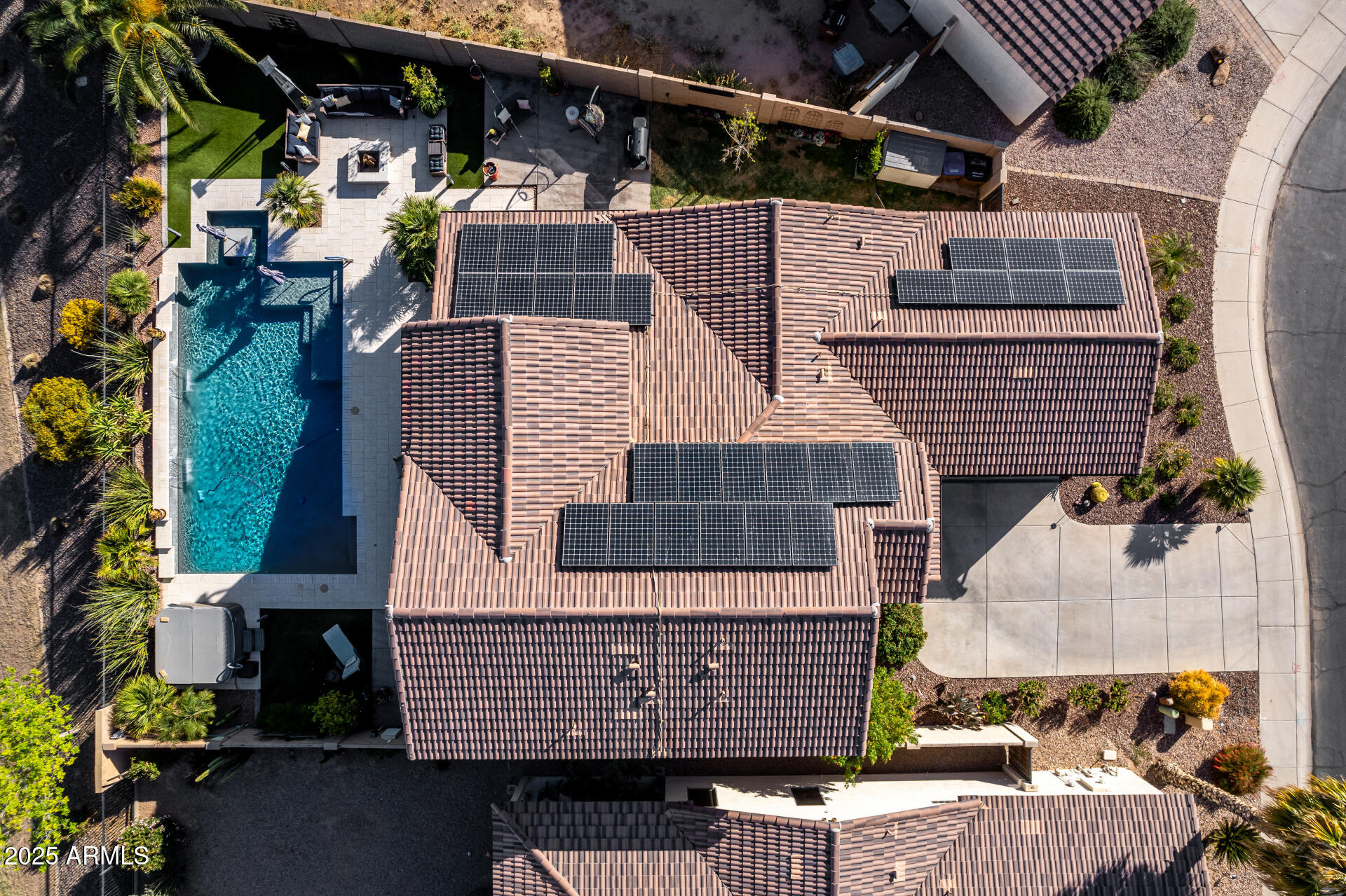 18101 N CRESTVIEW Lane