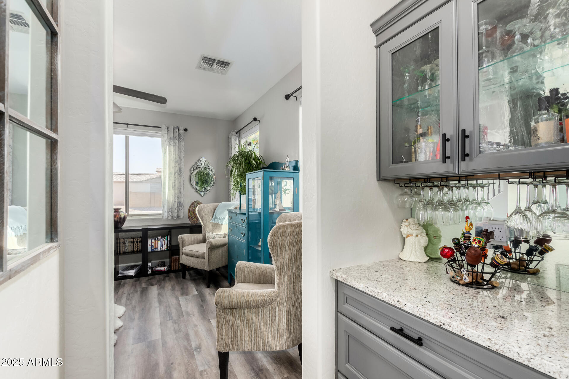 18101 N CRESTVIEW Lane