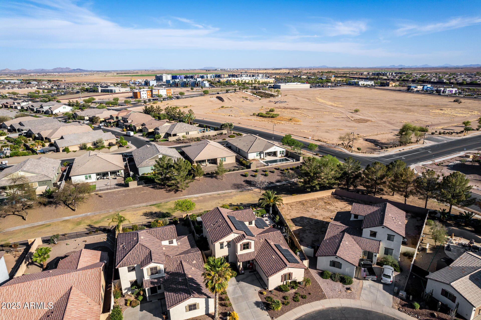 18101 N CRESTVIEW Lane