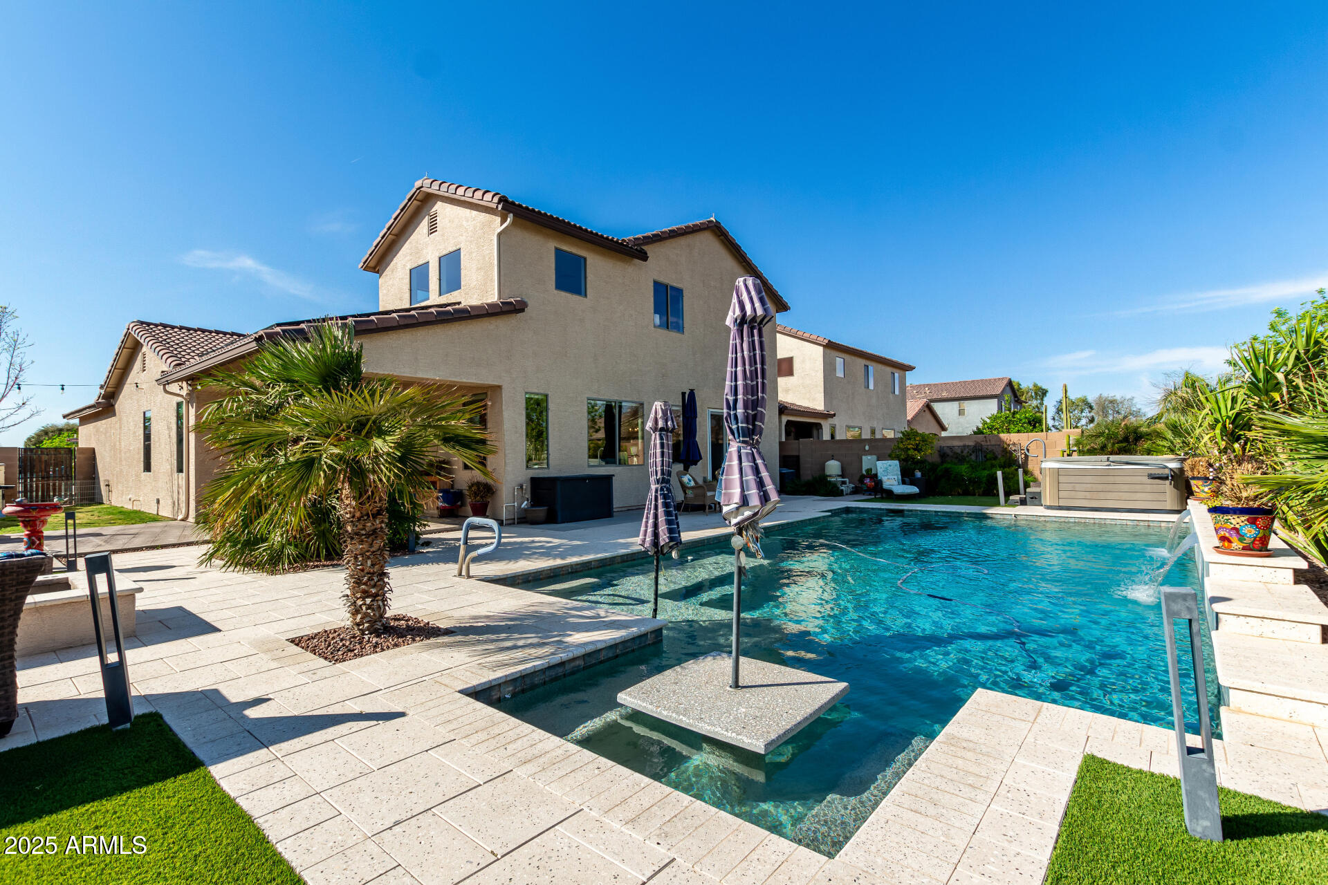 18101 N CRESTVIEW Lane