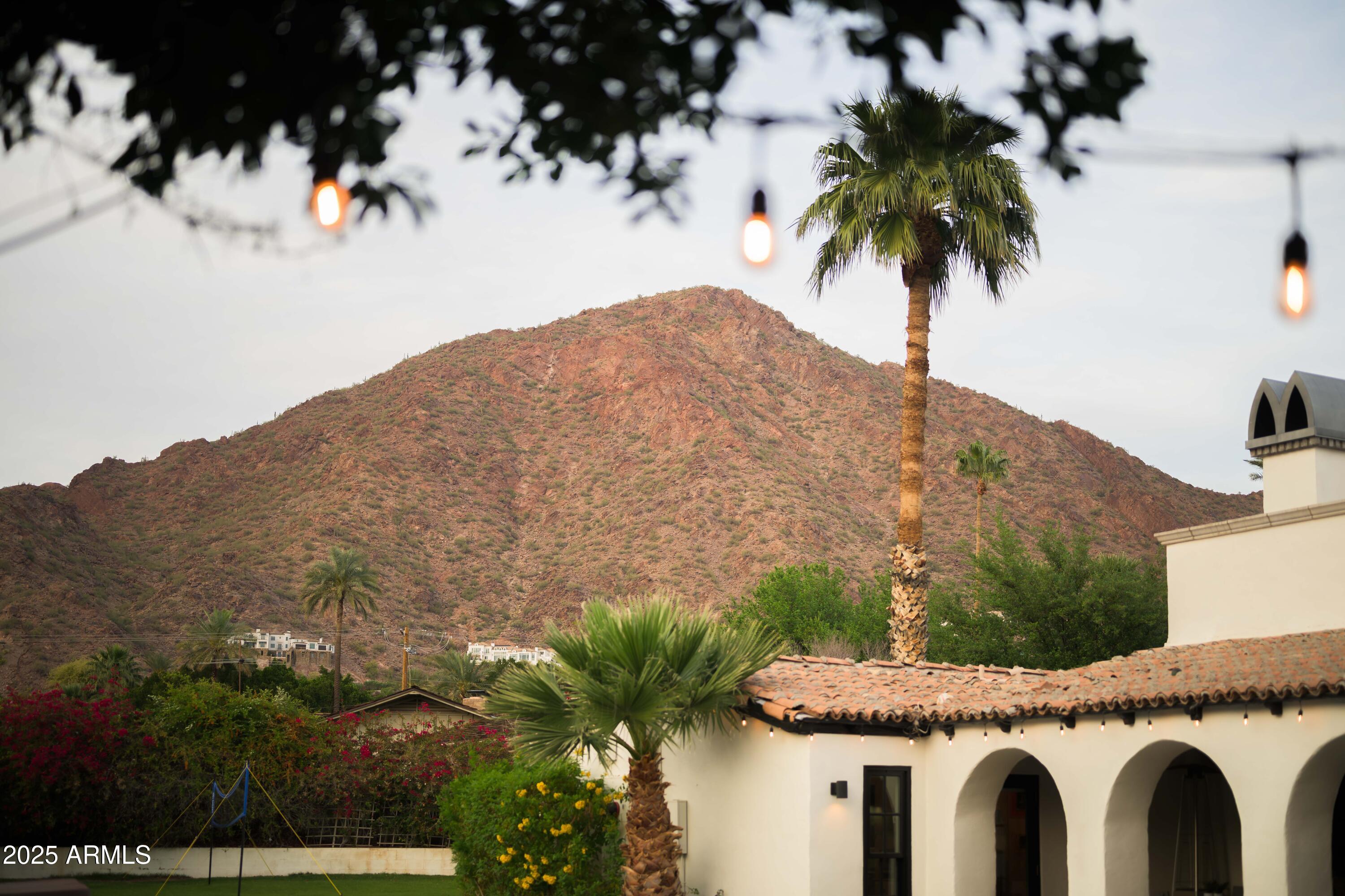 4616 N ROYAL PALM Circle