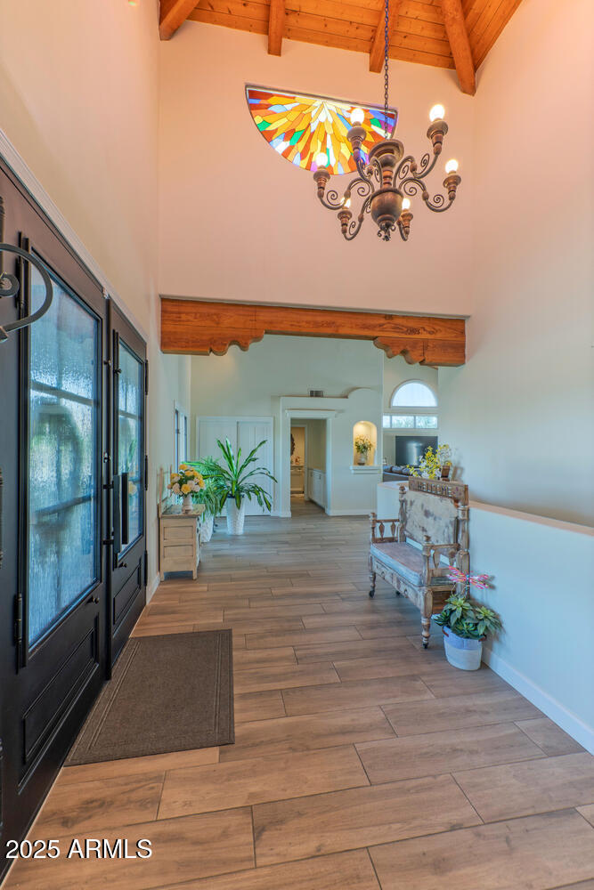 4617 E ELMWOOD Circle