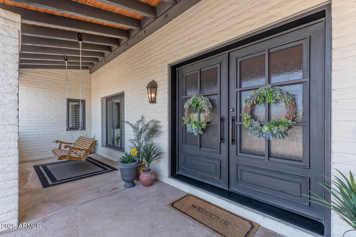 4617 E ELMWOOD Circle