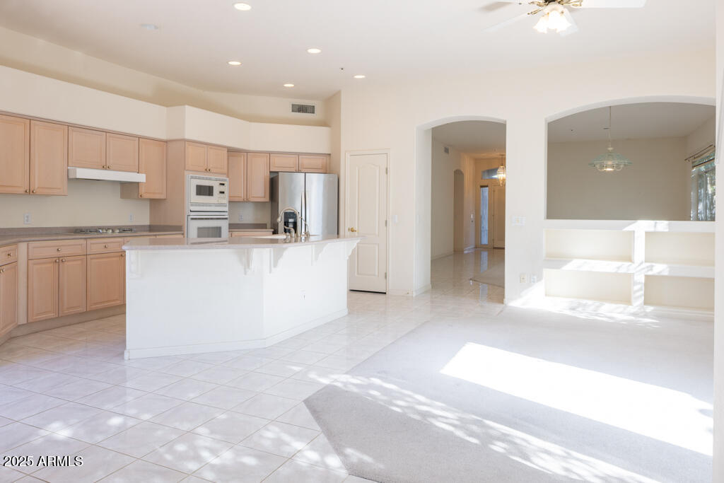 7979 E Princess Drive, 6