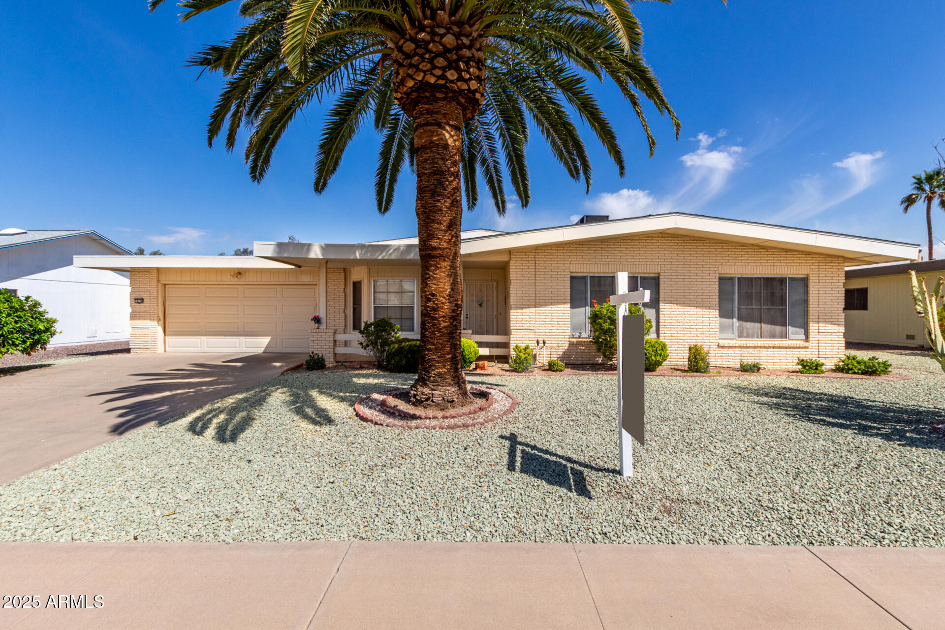 10718 W GARNETTE Drive