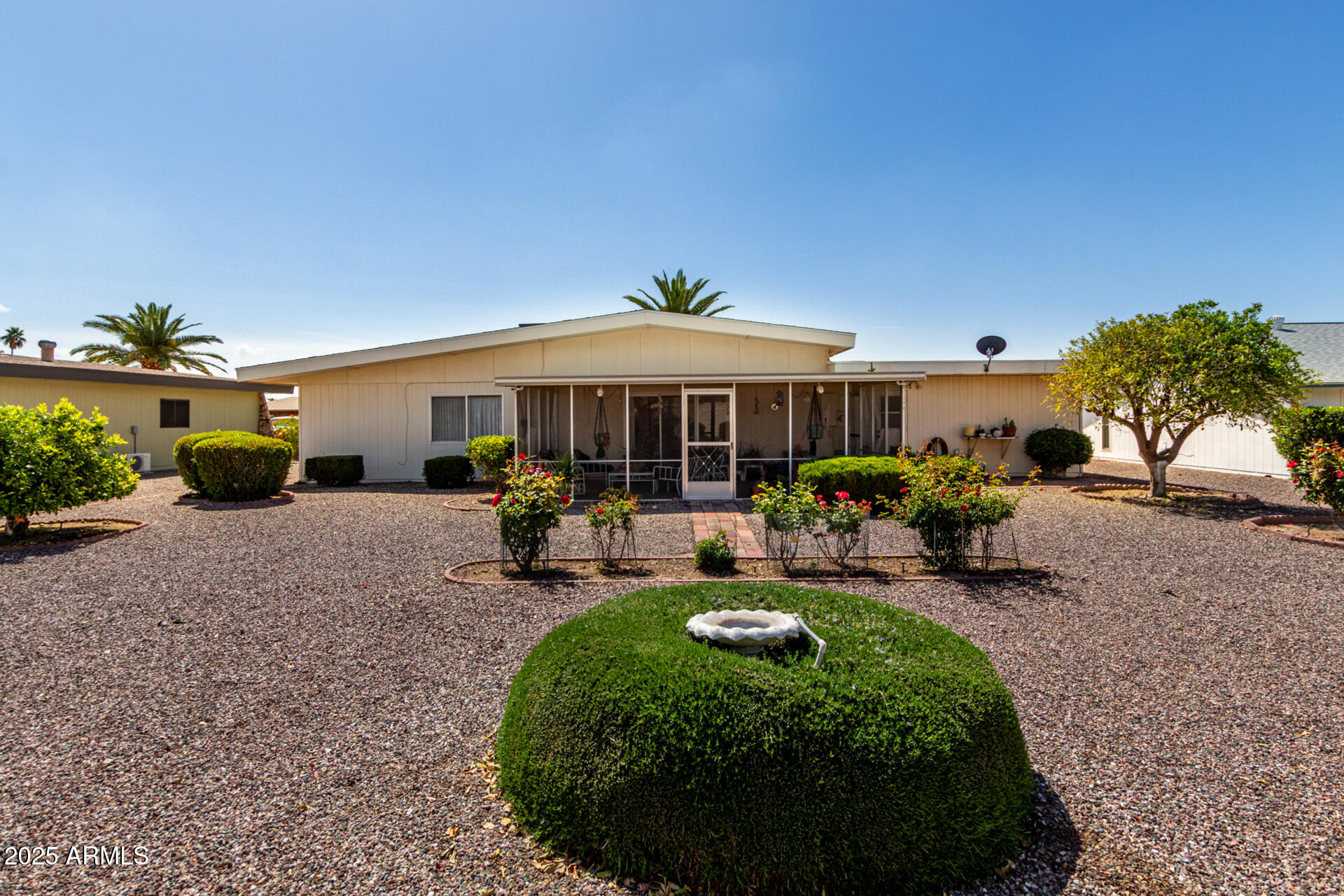 10718 W GARNETTE Drive