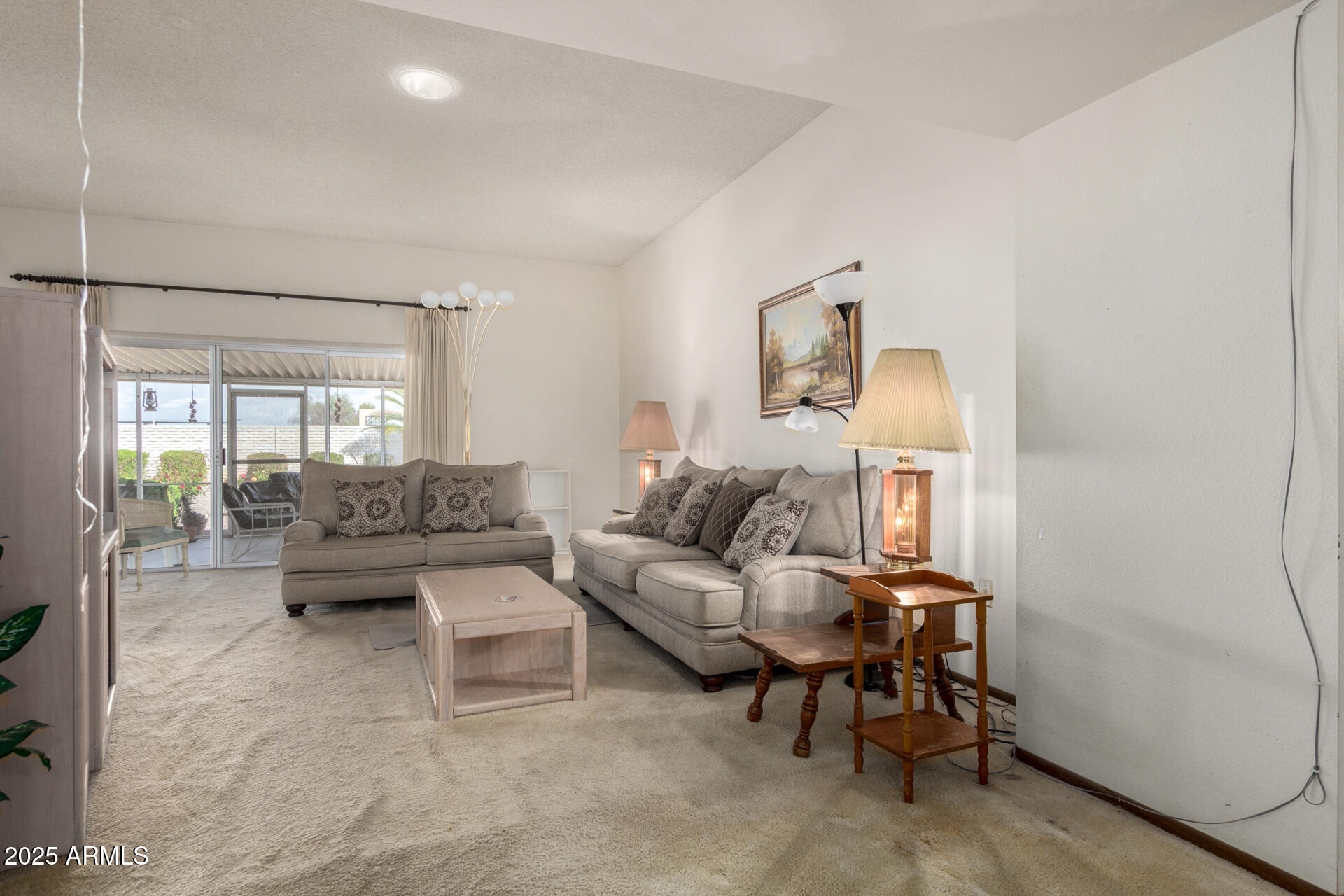 10718 W GARNETTE Drive