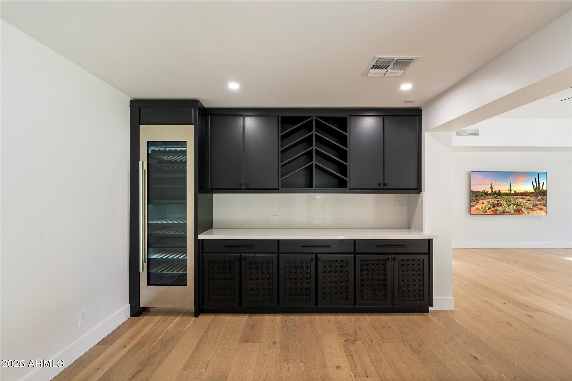 3612 E PIERSON Street