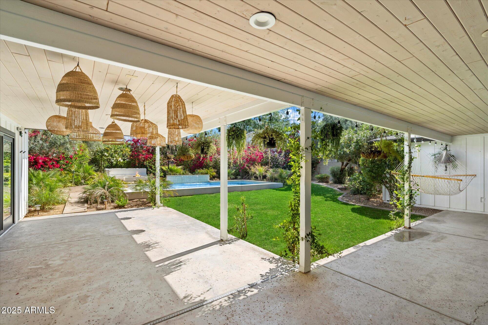 3612 E PIERSON Street