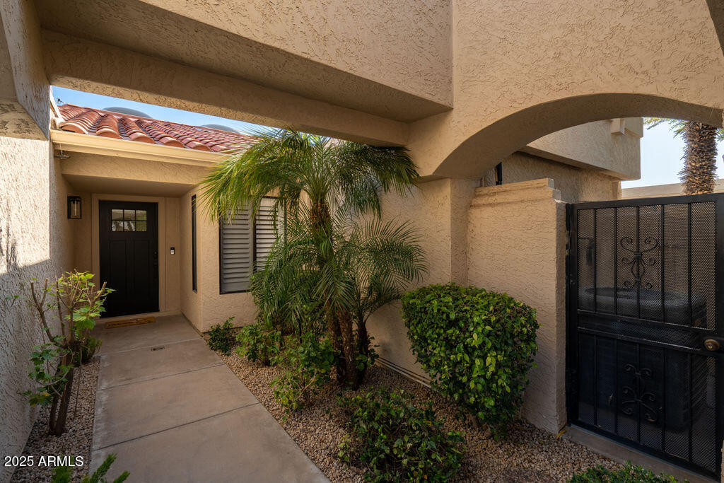 10545 E TOPAZ Circle