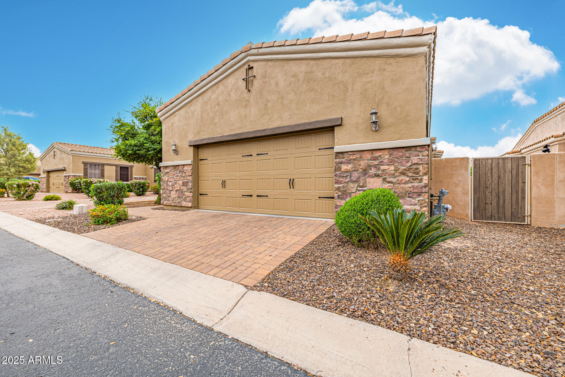 6202 E MCKELLIPS Road, 189