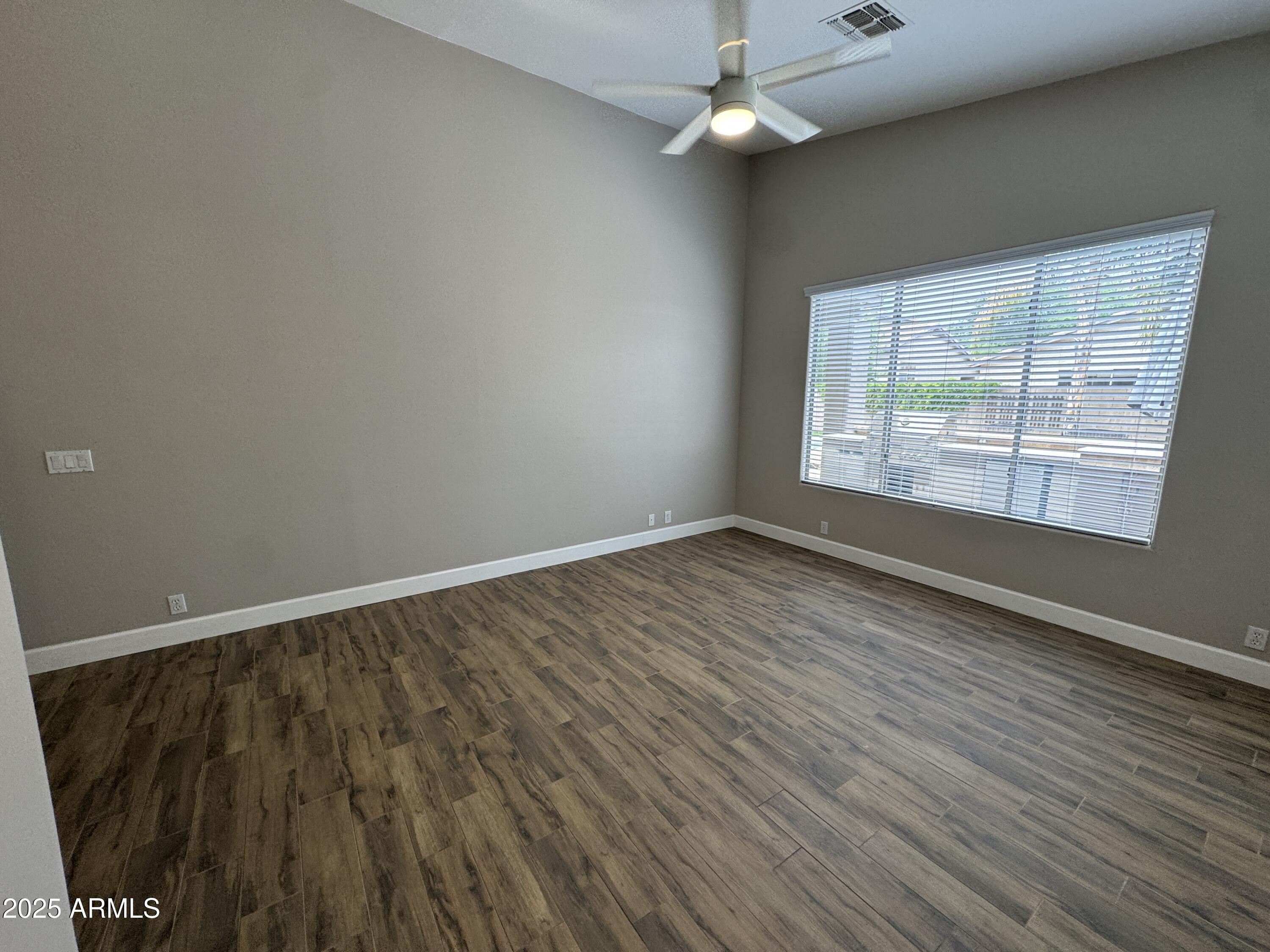 1710 E Tradewind Court