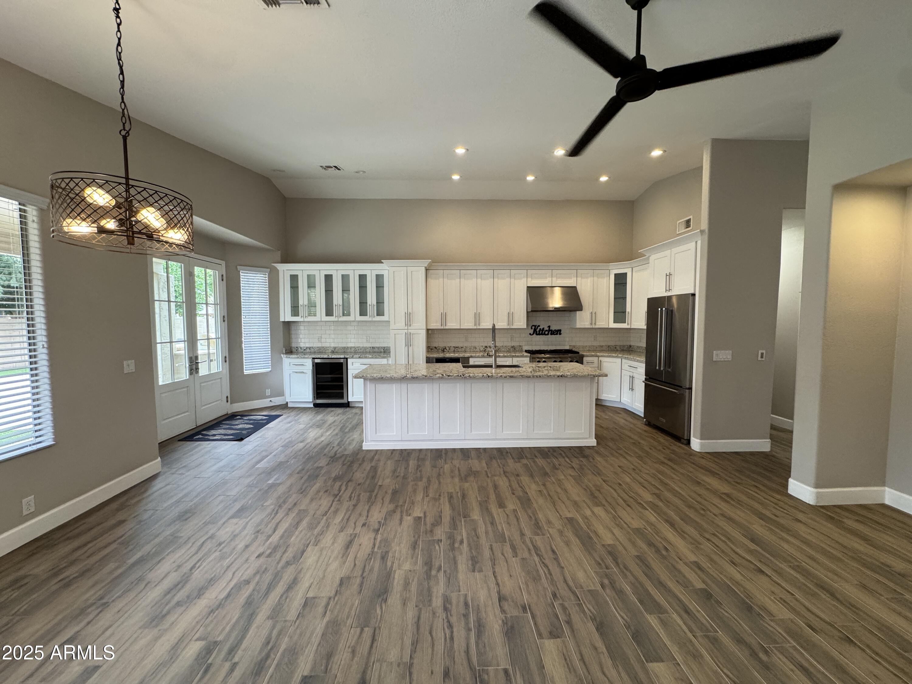 1710 E Tradewind Court