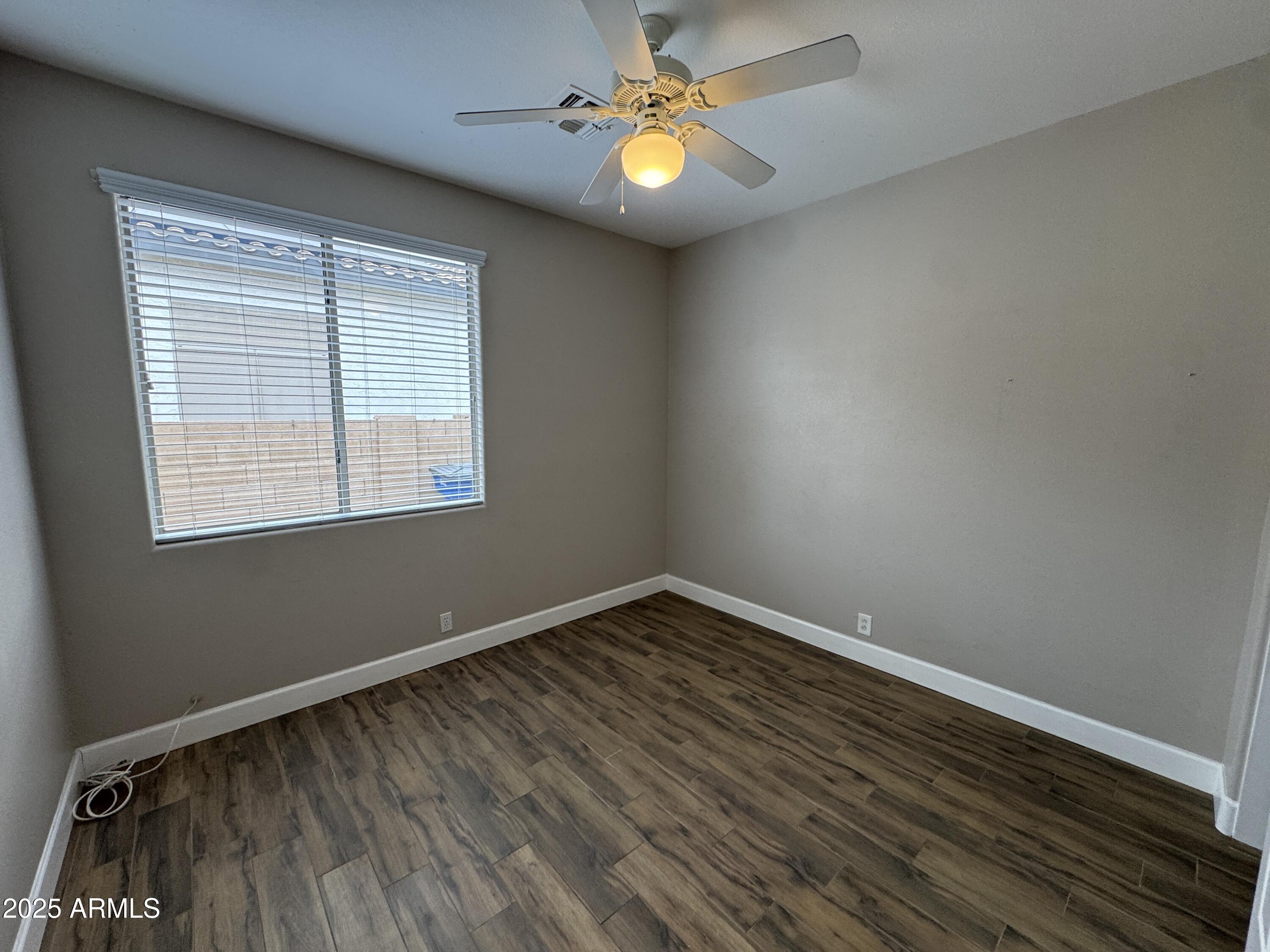 1710 E Tradewind Court