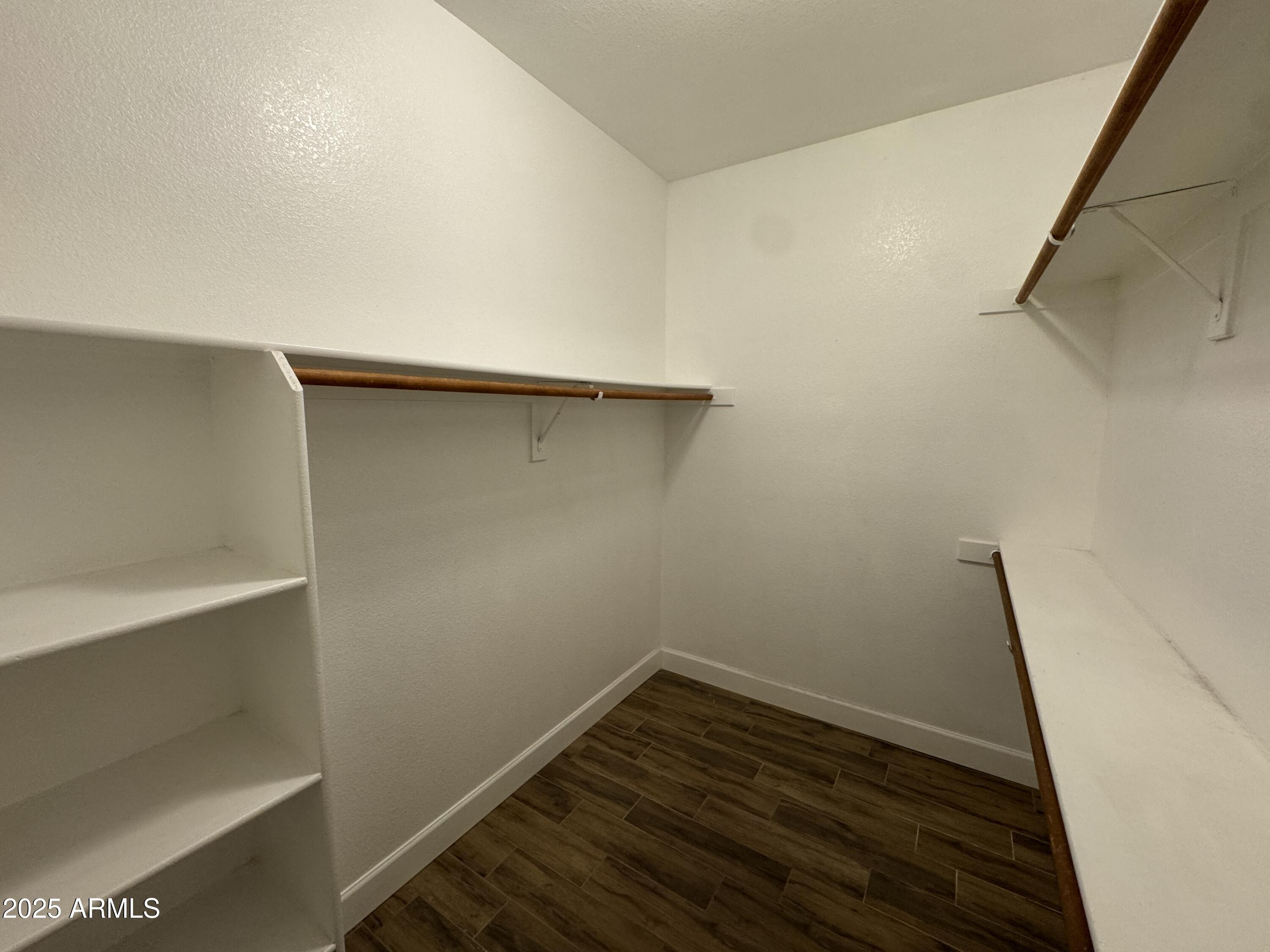 1710 E Tradewind Court