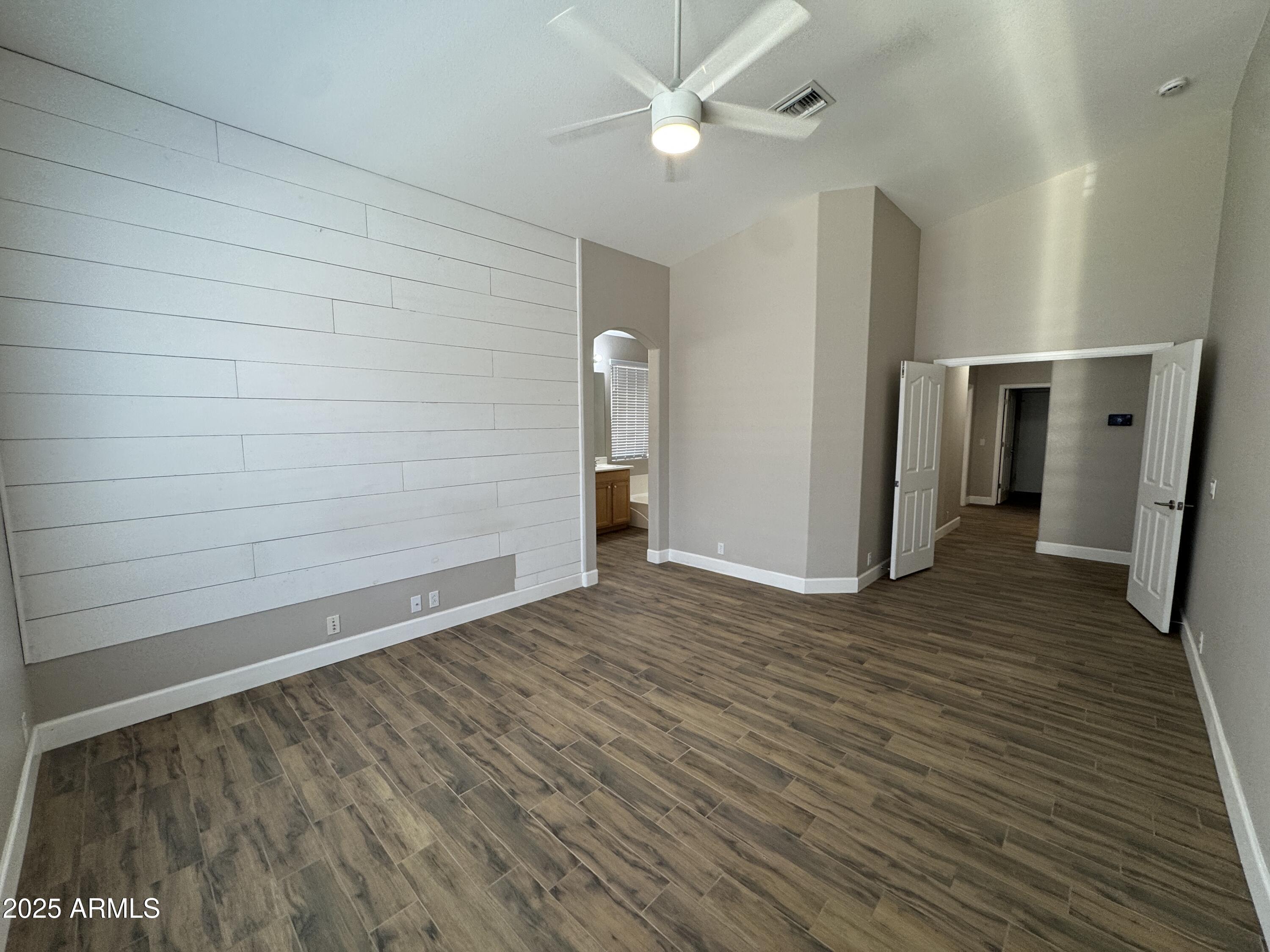 1710 E Tradewind Court