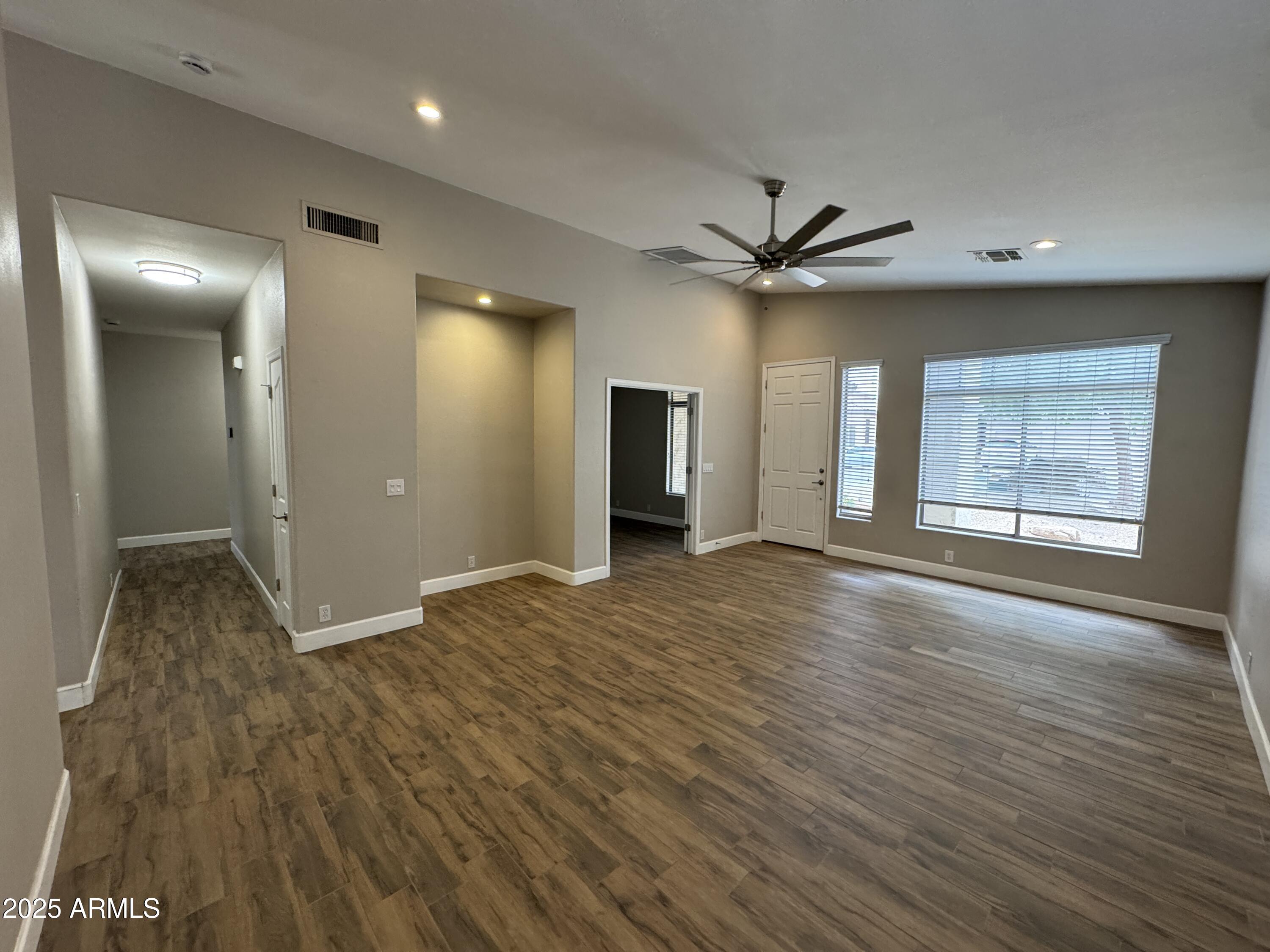 1710 E Tradewind Court