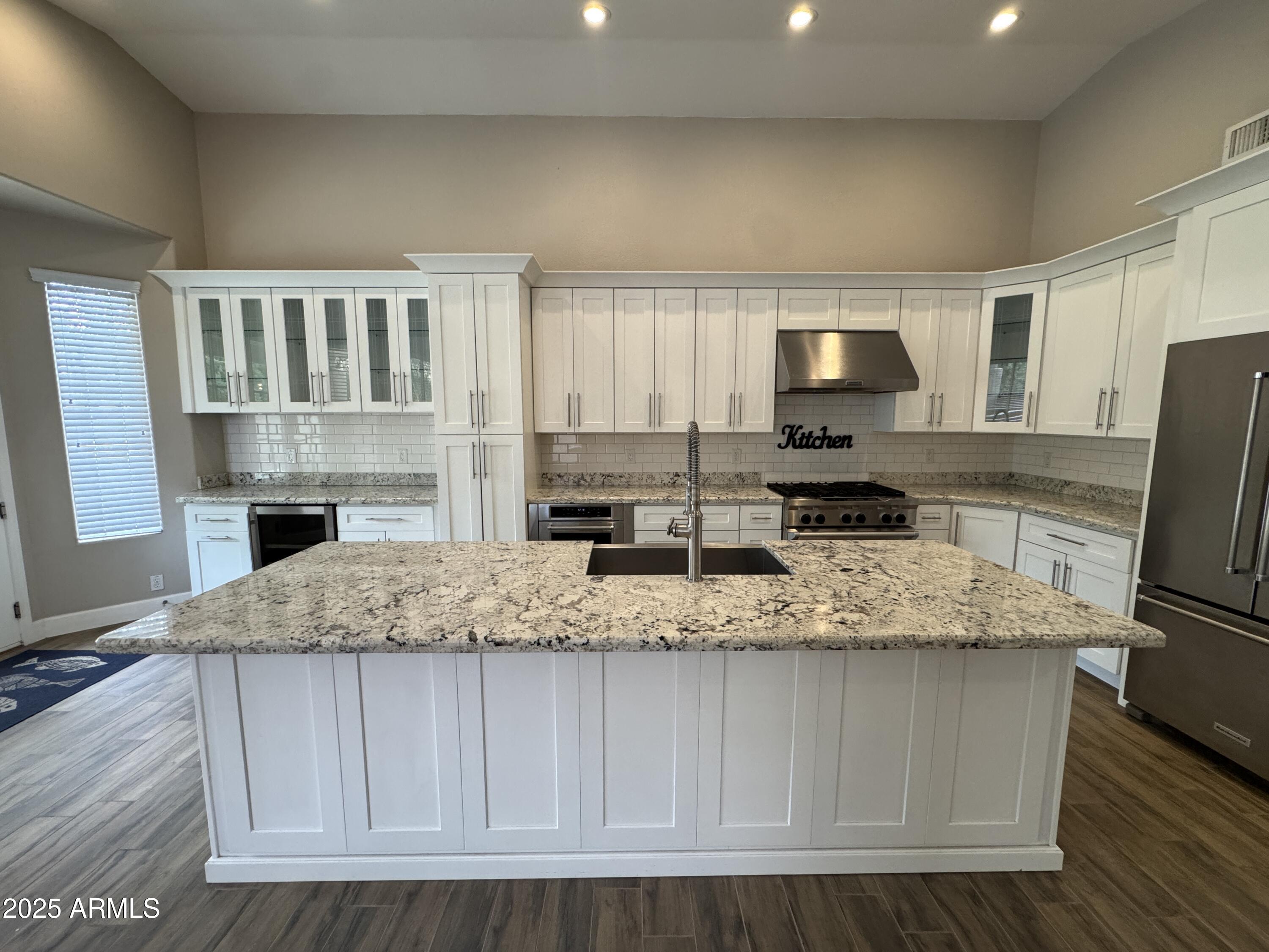 1710 E Tradewind Court