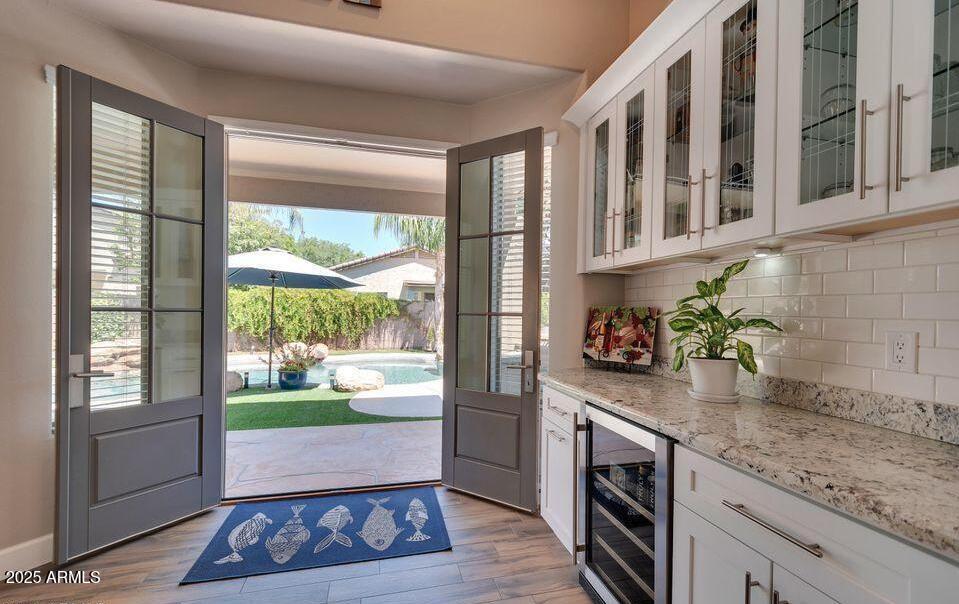 1710 E Tradewind Court