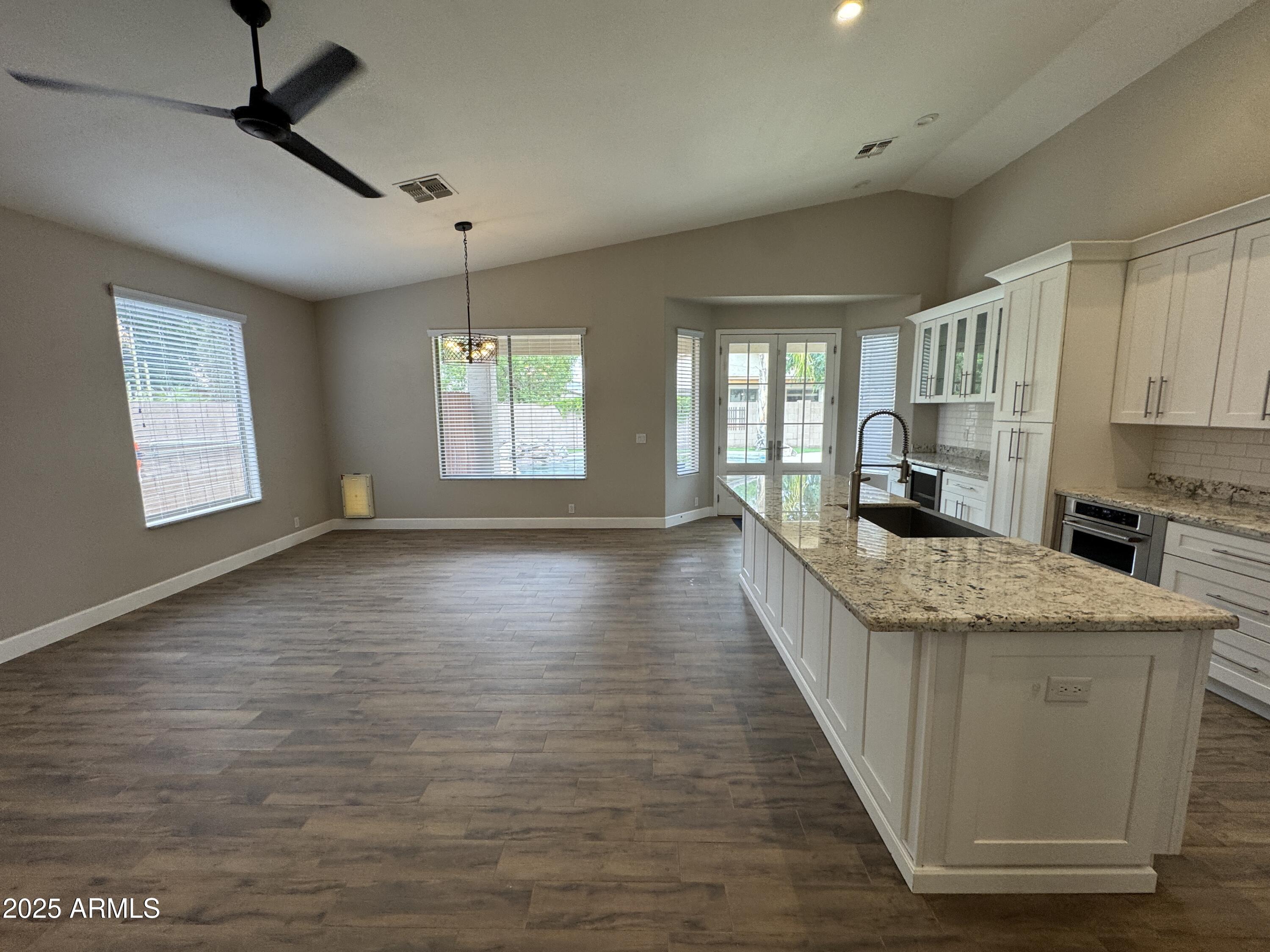 1710 E Tradewind Court