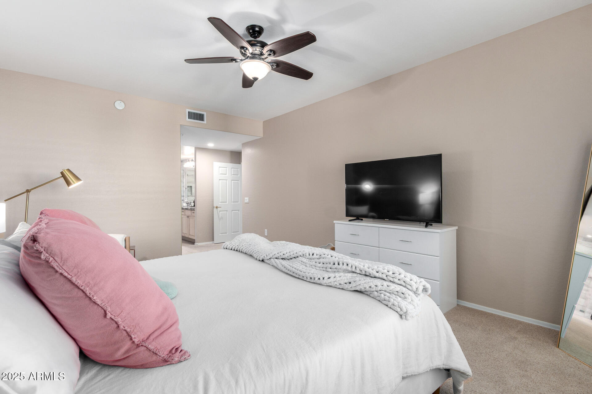 19700 N 76th Street 1151