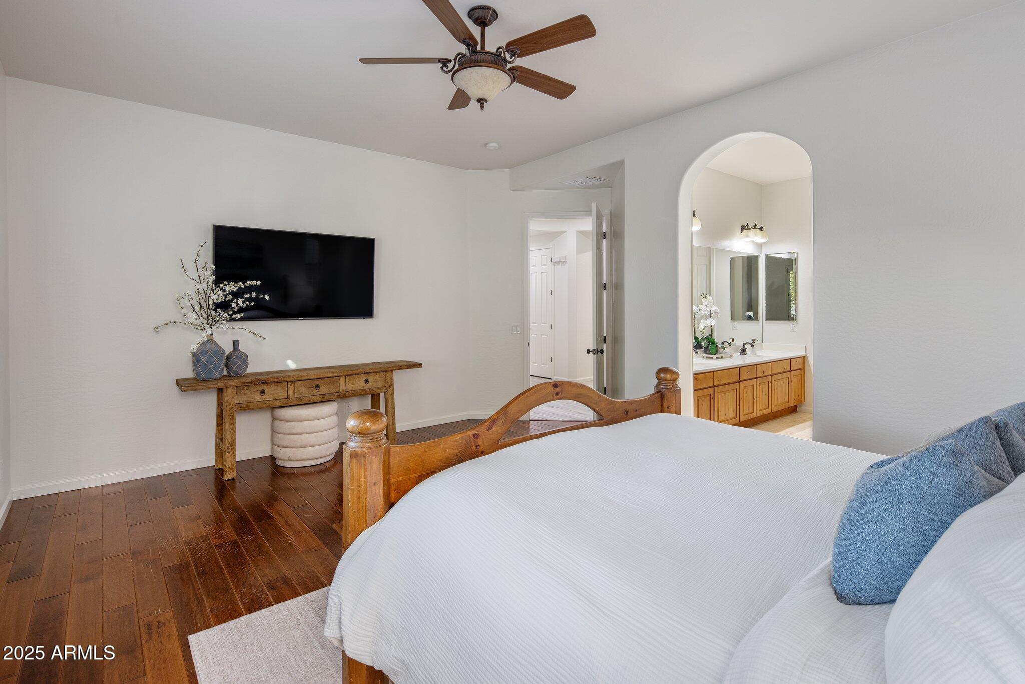 3641 E LOS GATOS Drive