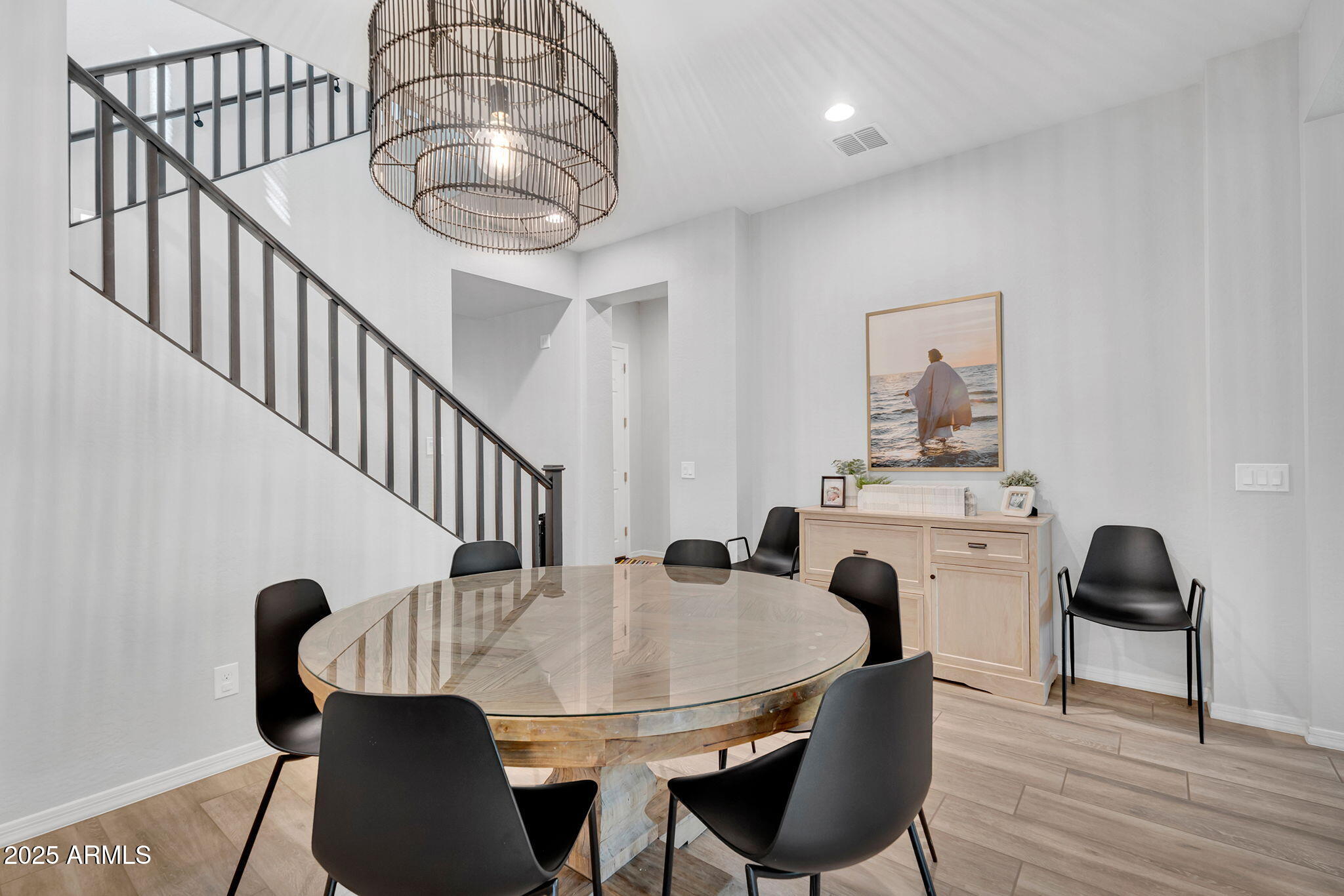 3415 E ARABIAN Drive