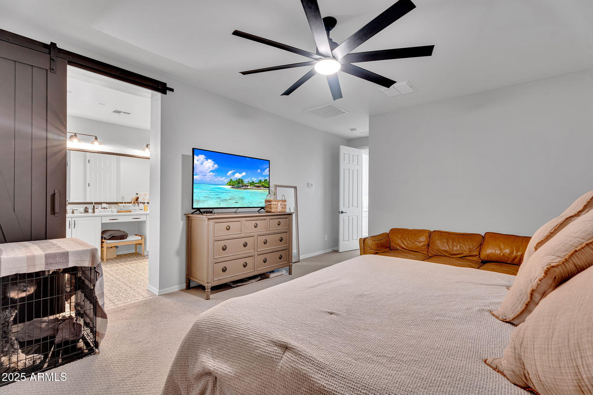 3415 E ARABIAN Drive