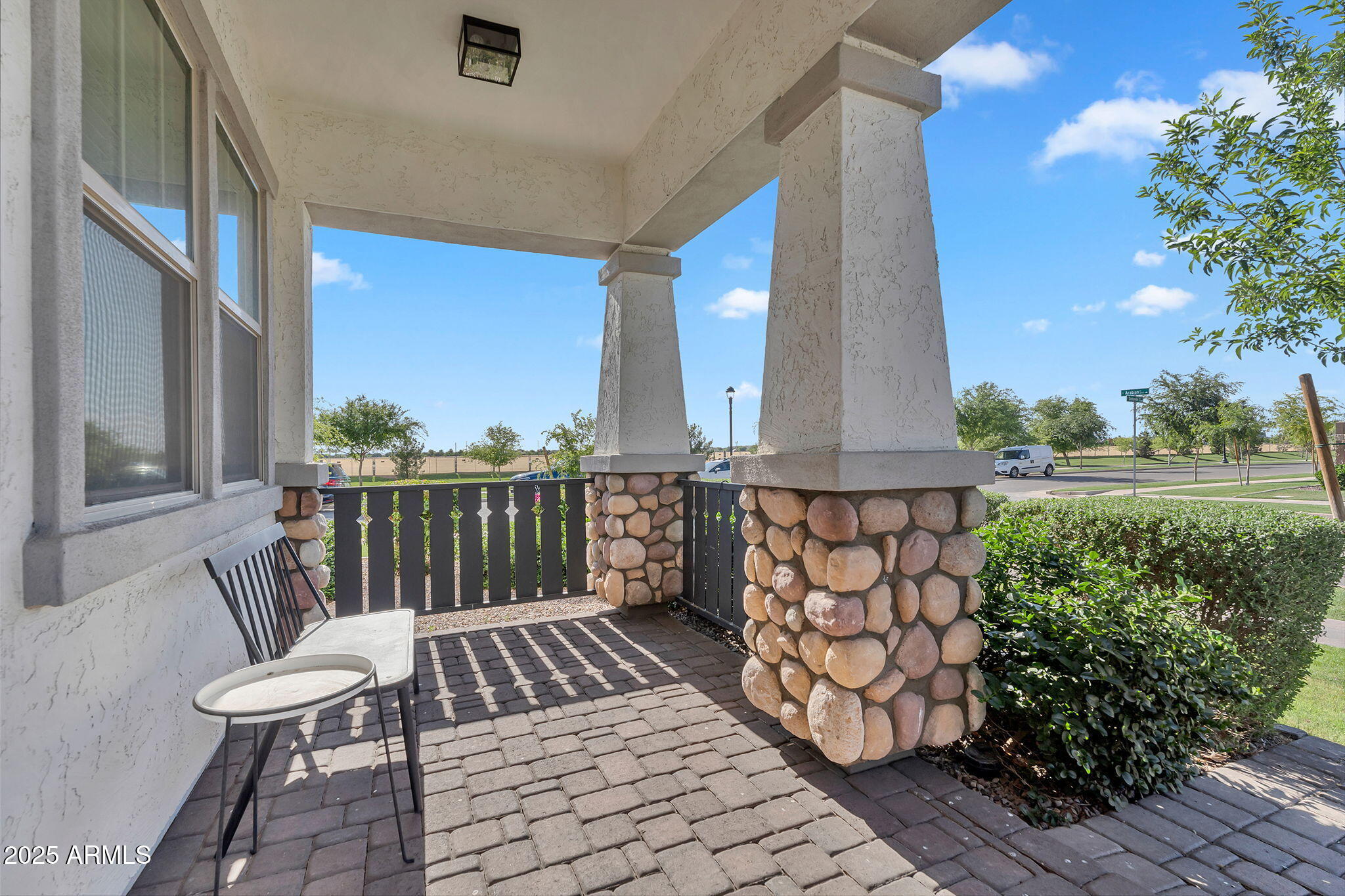 3415 E ARABIAN Drive