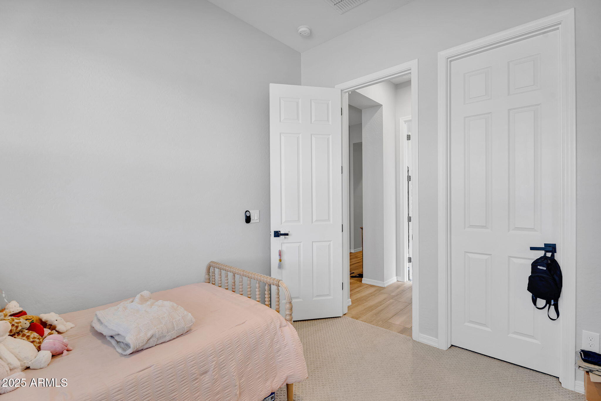 3415 E ARABIAN Drive